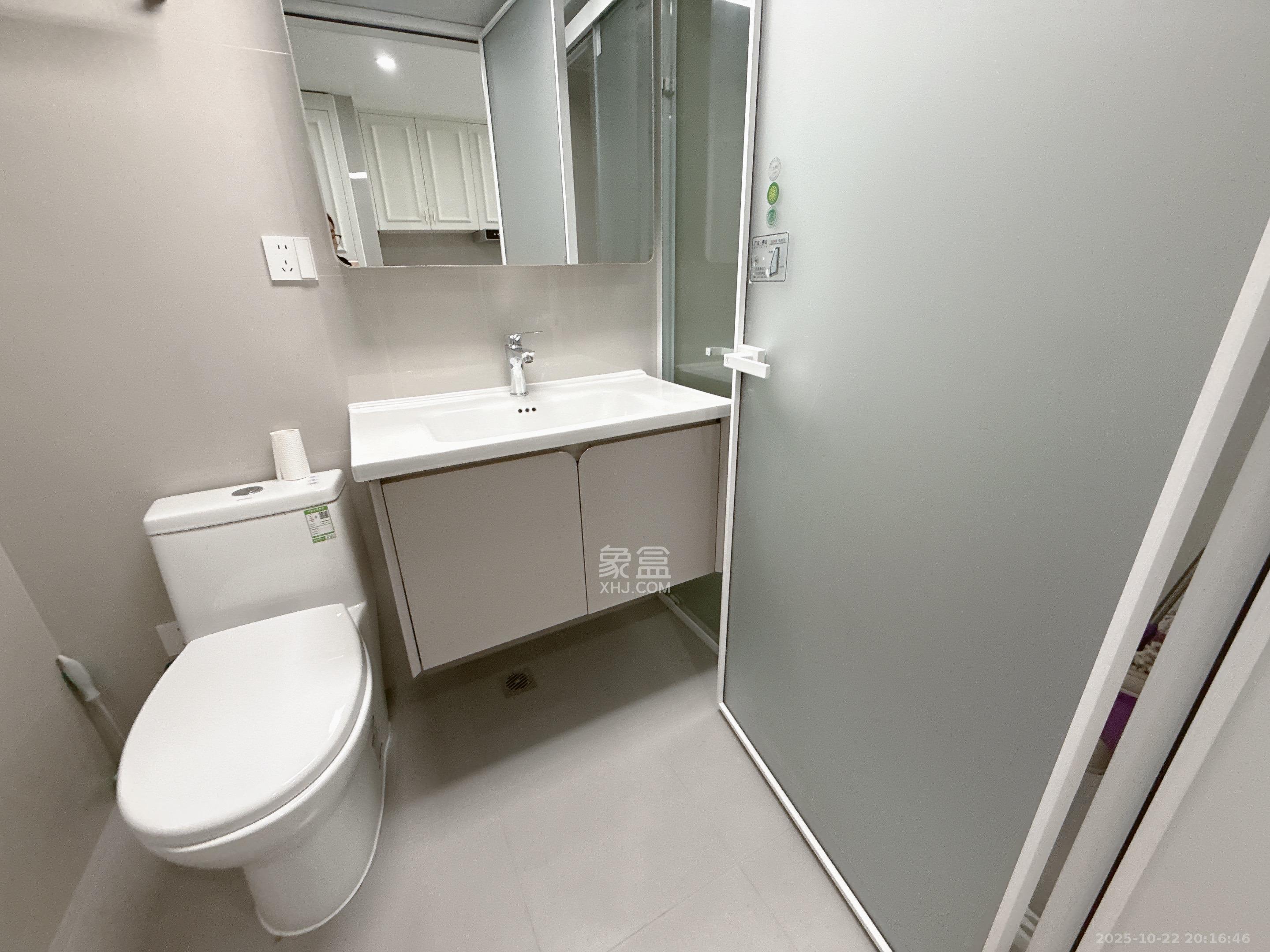 建发养云 2室1厅1卫 2700.0元/月 建发养云 2室1厅1卫 2700.0元/月室内图