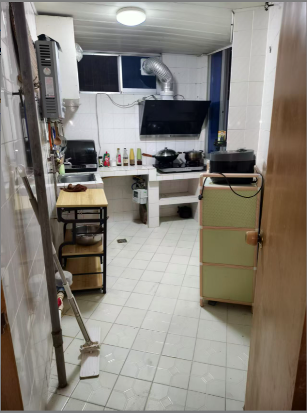 警苑小区  3室2厅2卫    2300.0元/月室内图