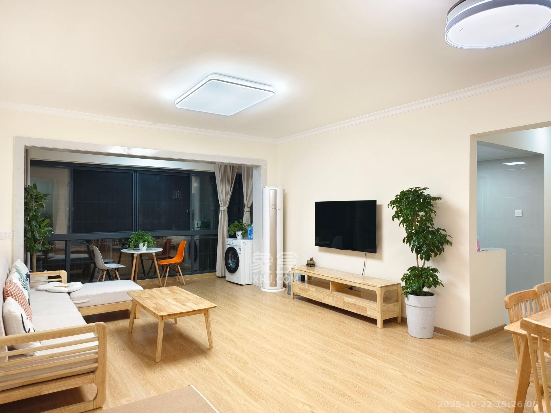 勤诚达新界  4室2厅2卫    2700.0元/月室内图