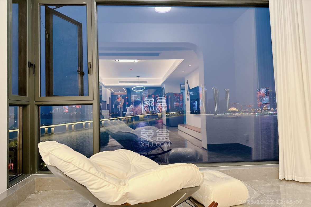 北辰瀚江府  3室2厅2卫    8000.0元/月 北辰瀚江府  3室2厅2卫    8000.0元/月室内图