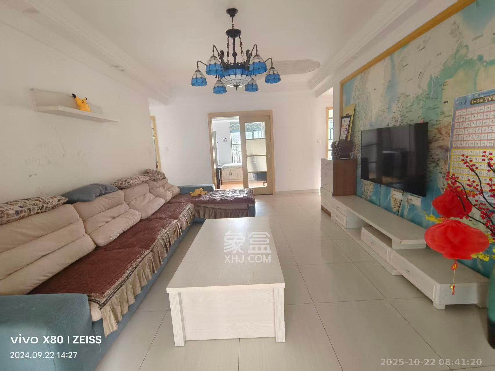 中海国际四期  1室2厅2卫    2200.0元/月 中海国际四期  1室2厅2卫    2200.0元/月室内图