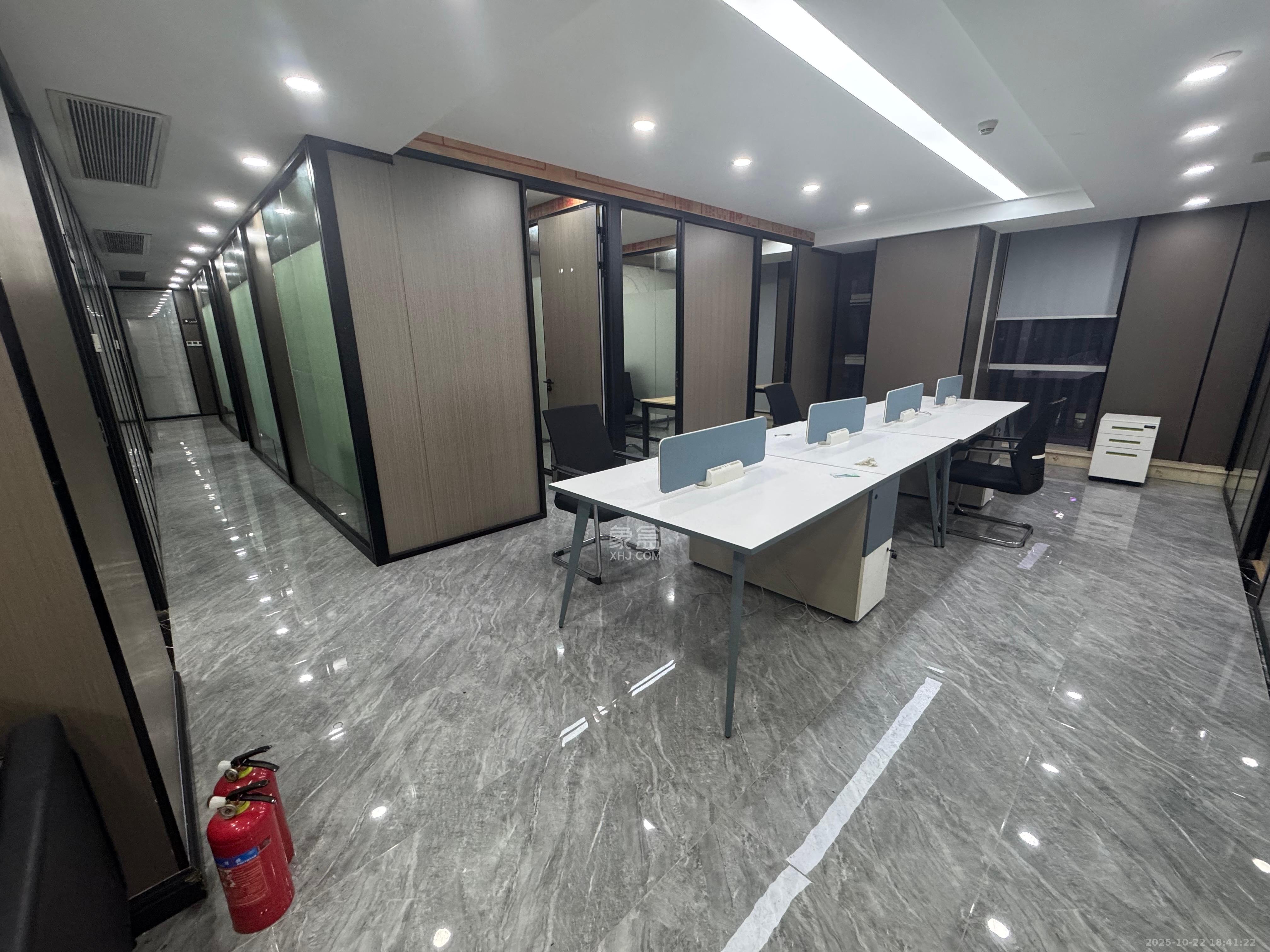 宇成朝阳广场  1室0厅0卫    6750.0元/月室内图