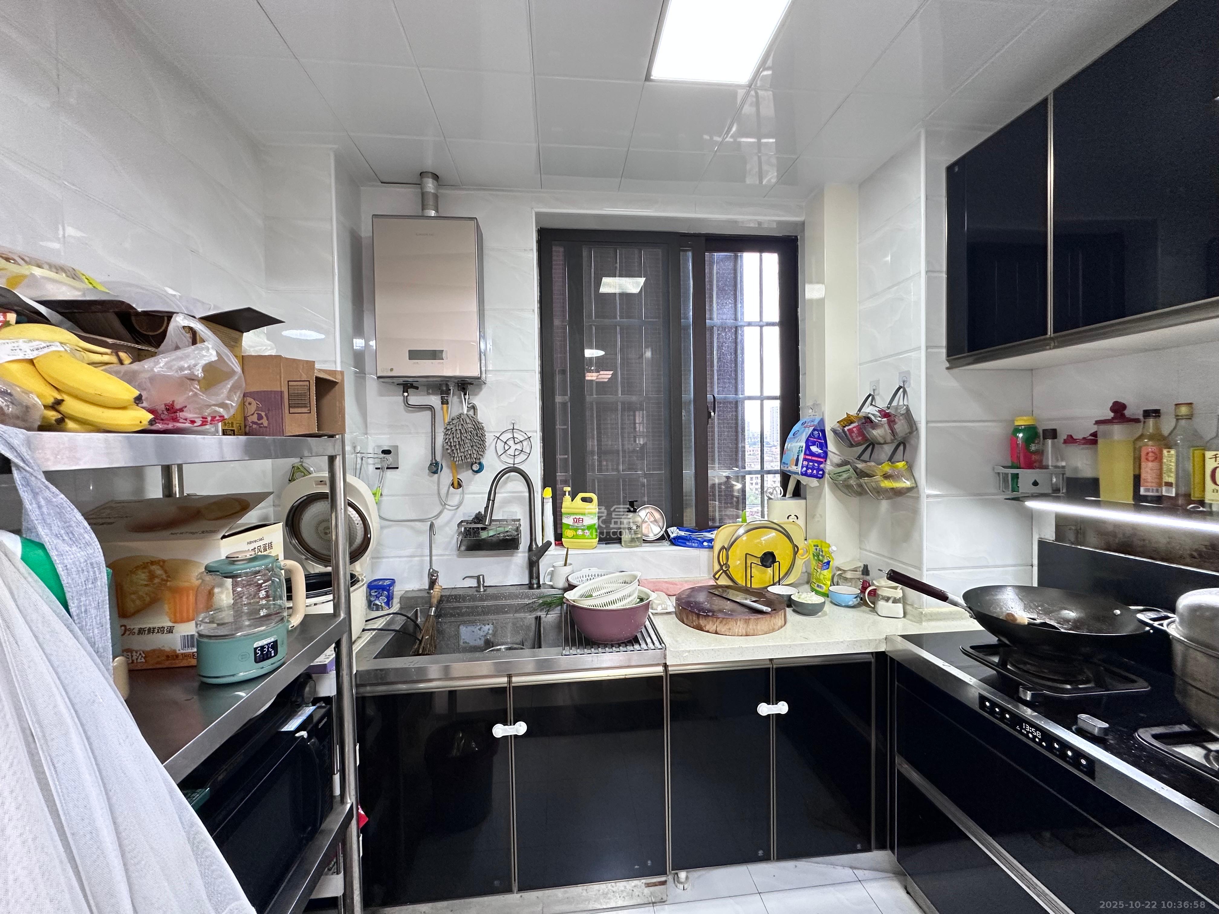 芒果天地(芒果雅苑)  3室2厅1卫    2800.0元/月 芒果天地(芒果雅苑)  3室2厅1卫    2800.0元/月