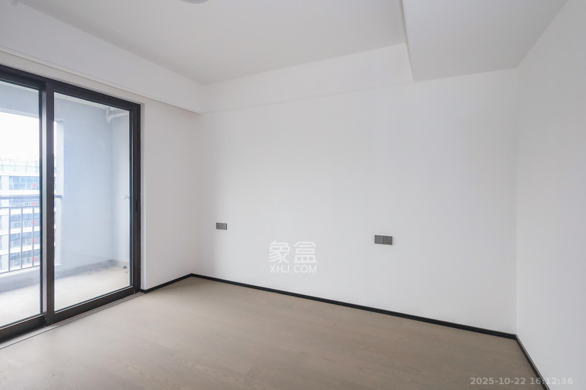 万科森林公园  4室2厅2卫    228.0万 万科森林公园  4室2厅2卫    228.0万卧室