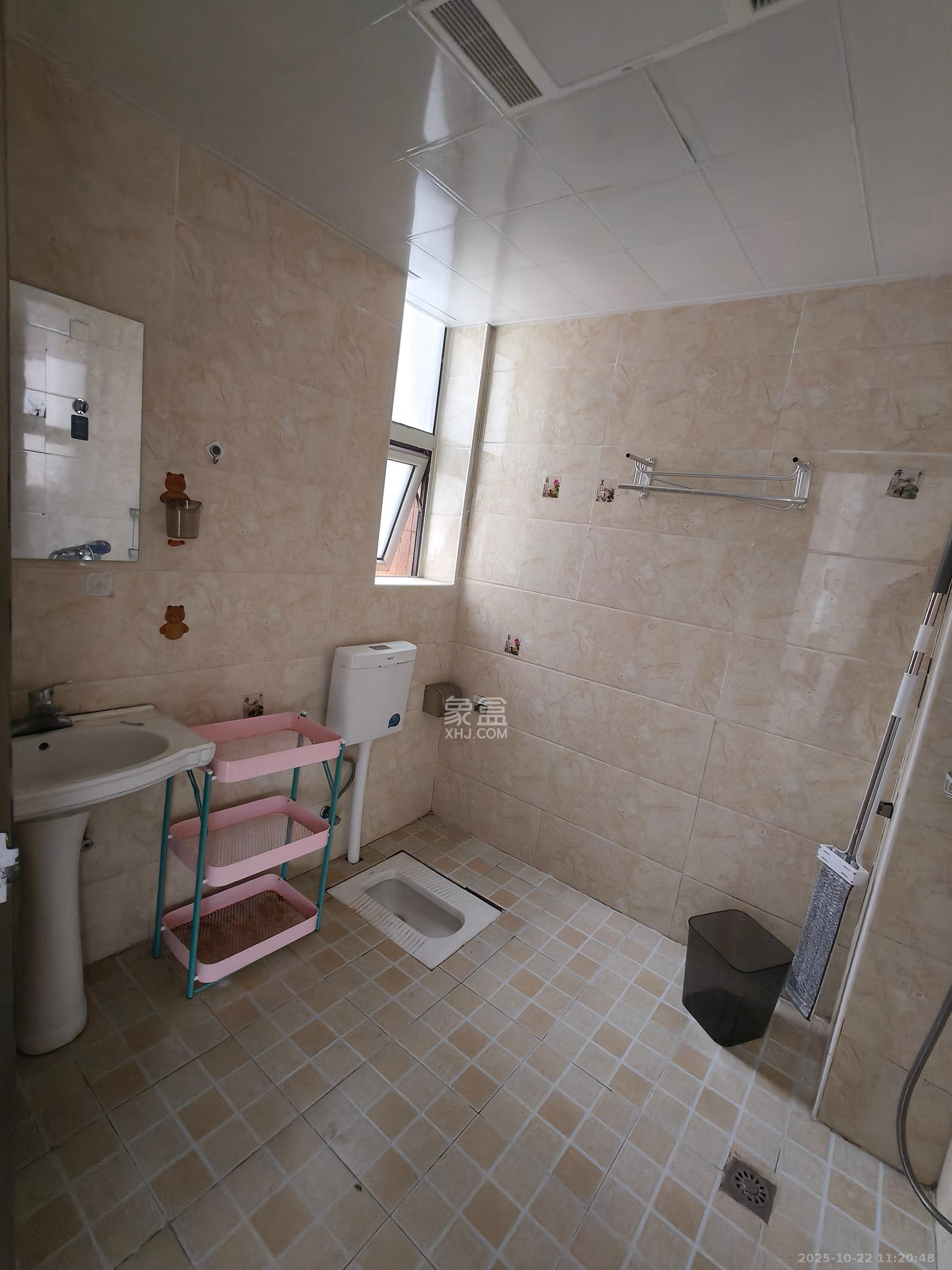 五矿万境水岸三期  2室2厅1卫    2000.0元/月室内图