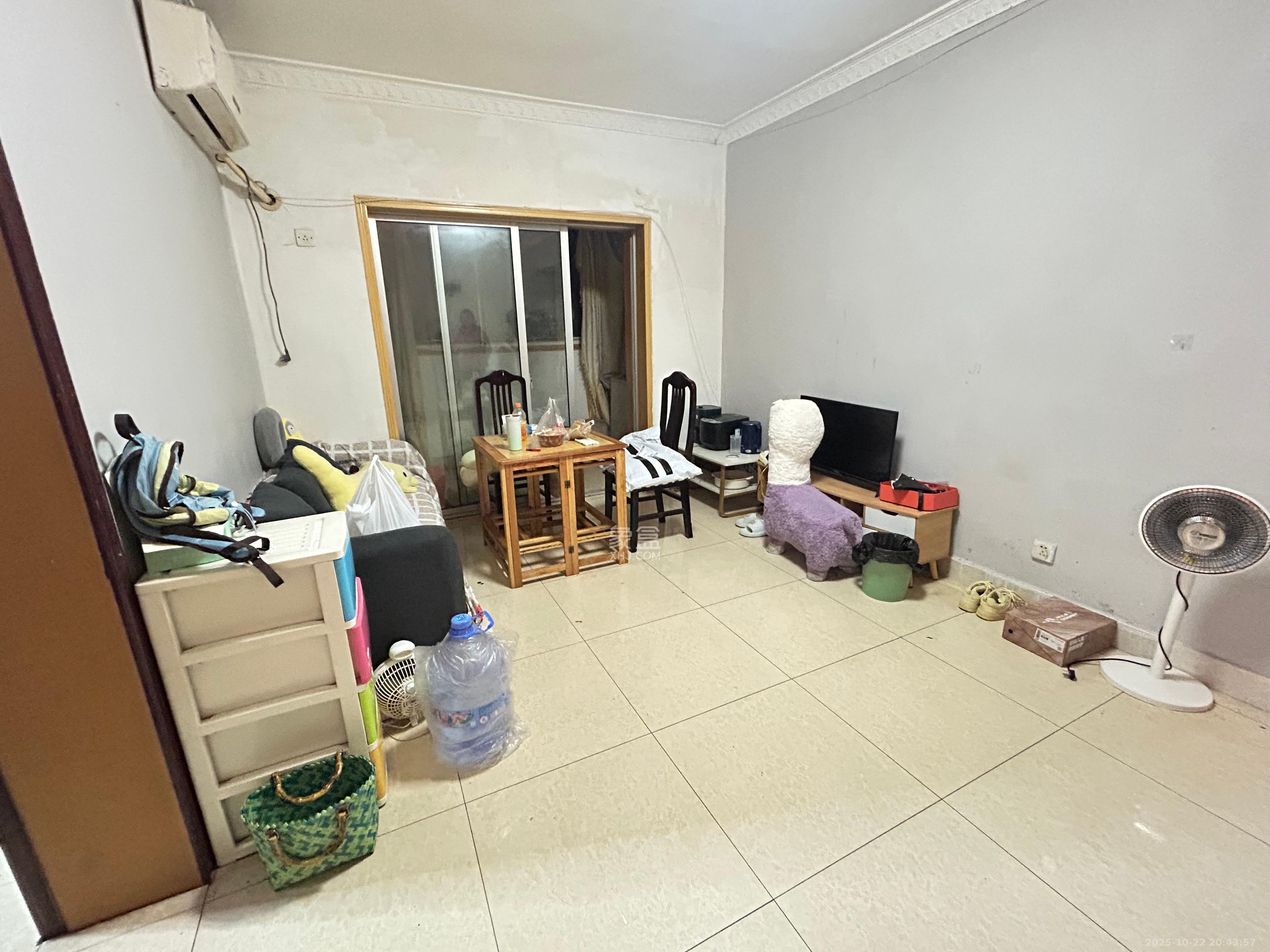 景泰雅苑（景江融城）  1室1厅1卫    2200.0元/月