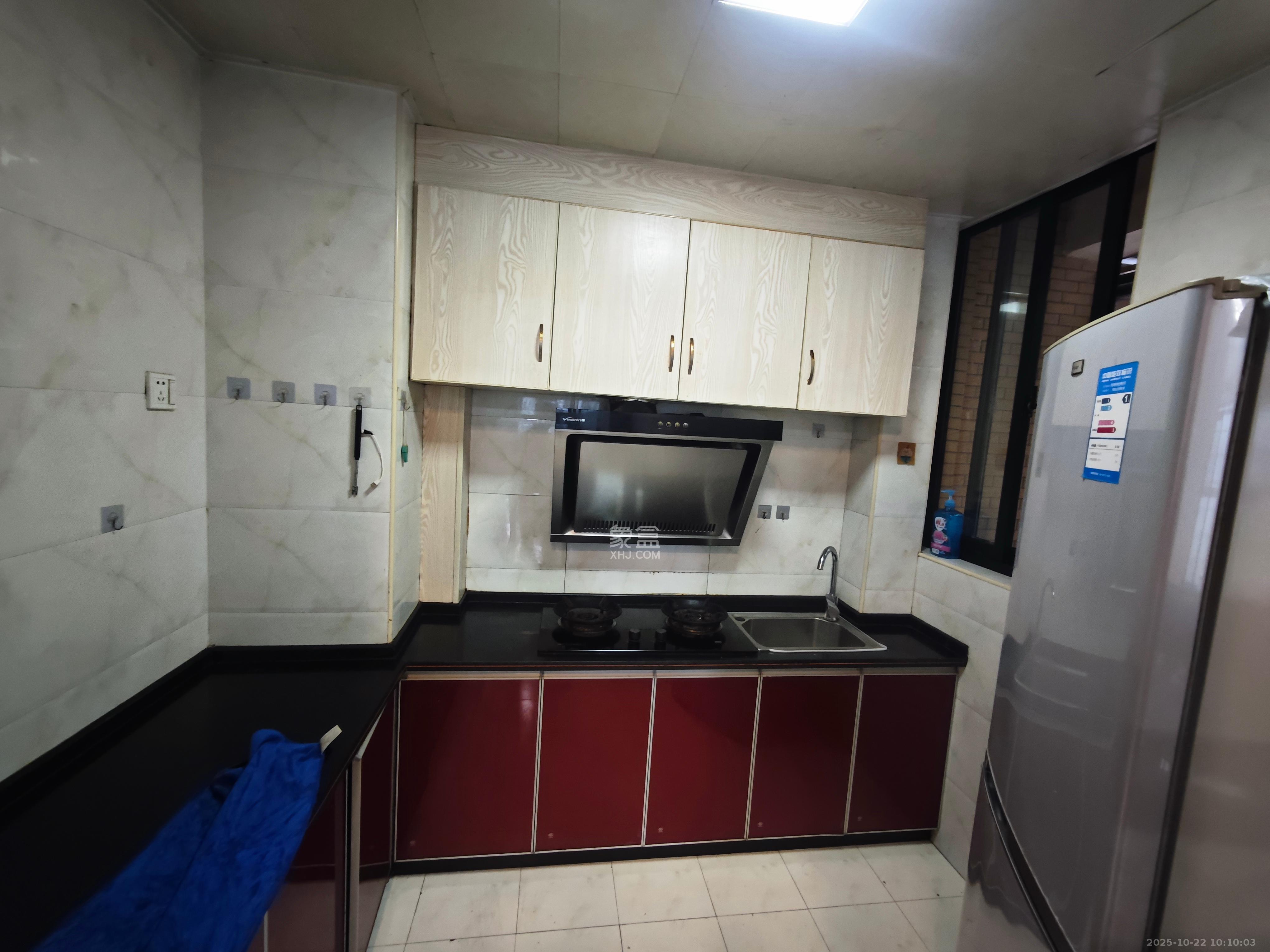 金富星城  3室2厅1卫    1500.0元/月 金富星城  3室2厅1卫    1500.0元/月室内图