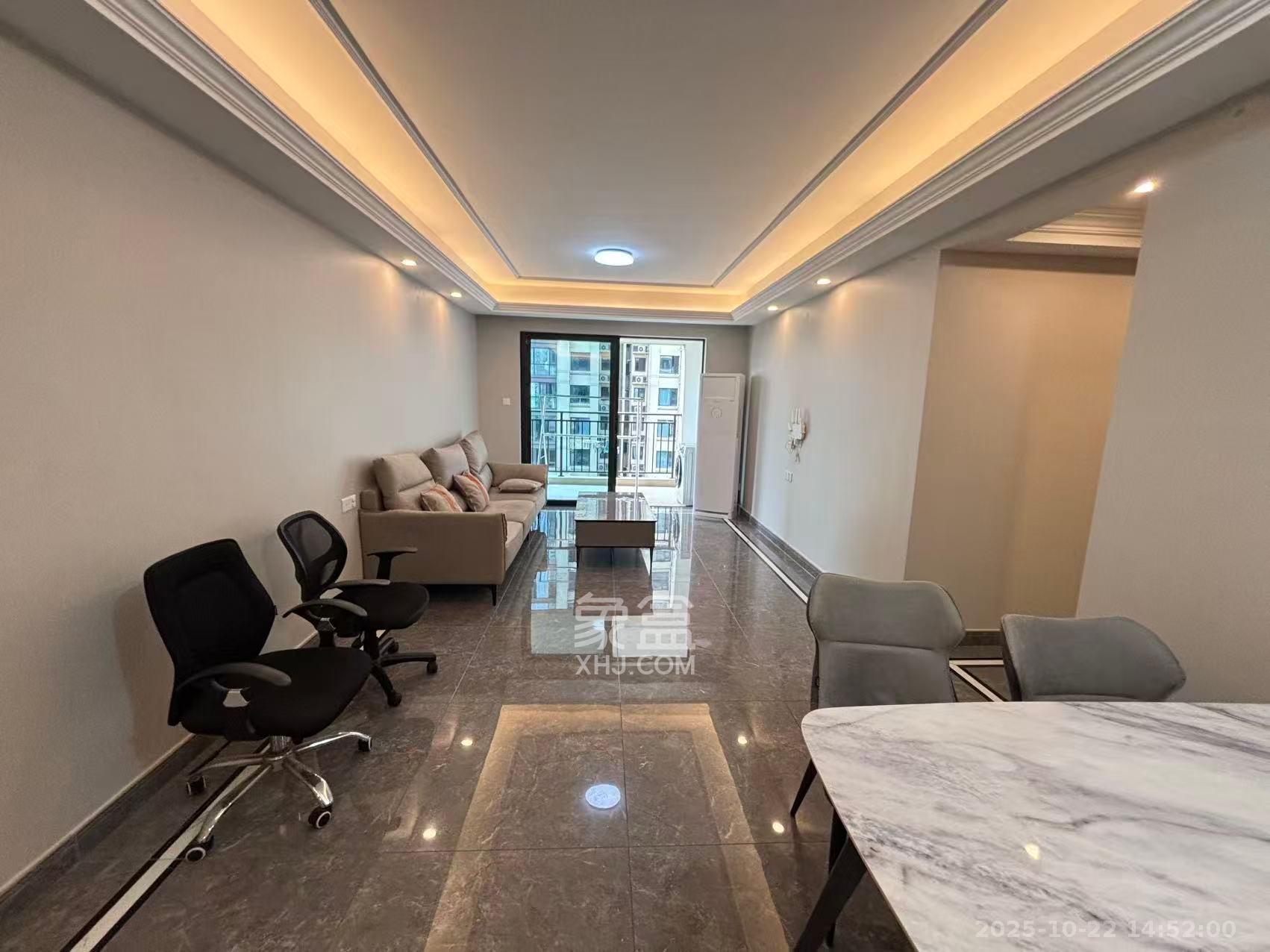 中海珑悦府  3室1厅1卫    2800.0元/月 中海珑悦府  3室1厅1卫    2800.0元/月室内图