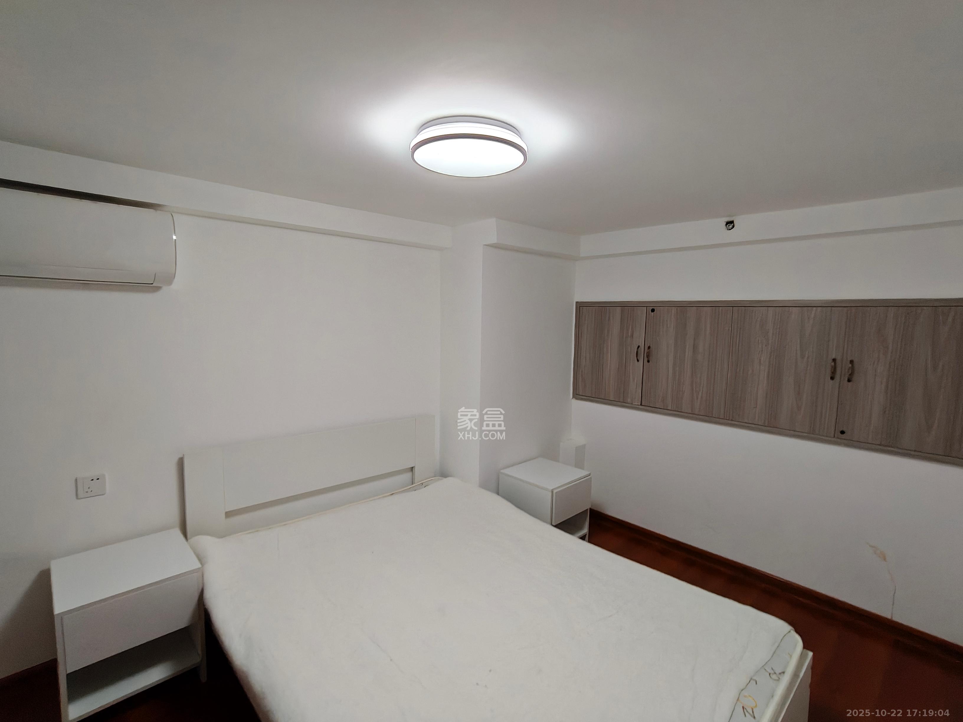 明昇壹城(明昇时代广场)三期  1室0厅0卫    2600.0元/月 明昇壹城(明昇时代广场)三期  1室0厅0卫    2600.0元/月室内图