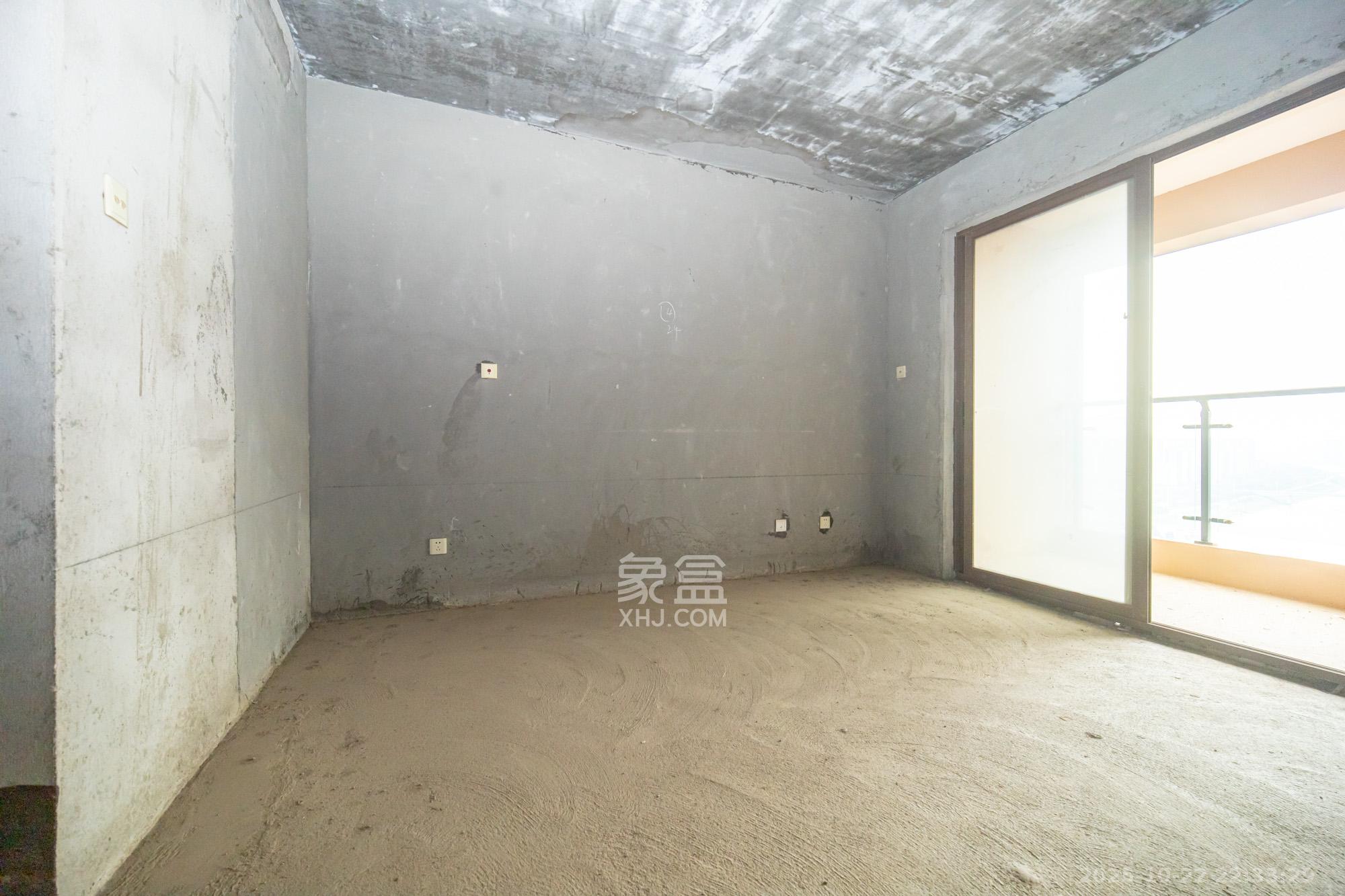 金色溪泉湾  3室2厅2卫    90.0万 金色溪泉湾  3室2厅2卫    90.0万卧室