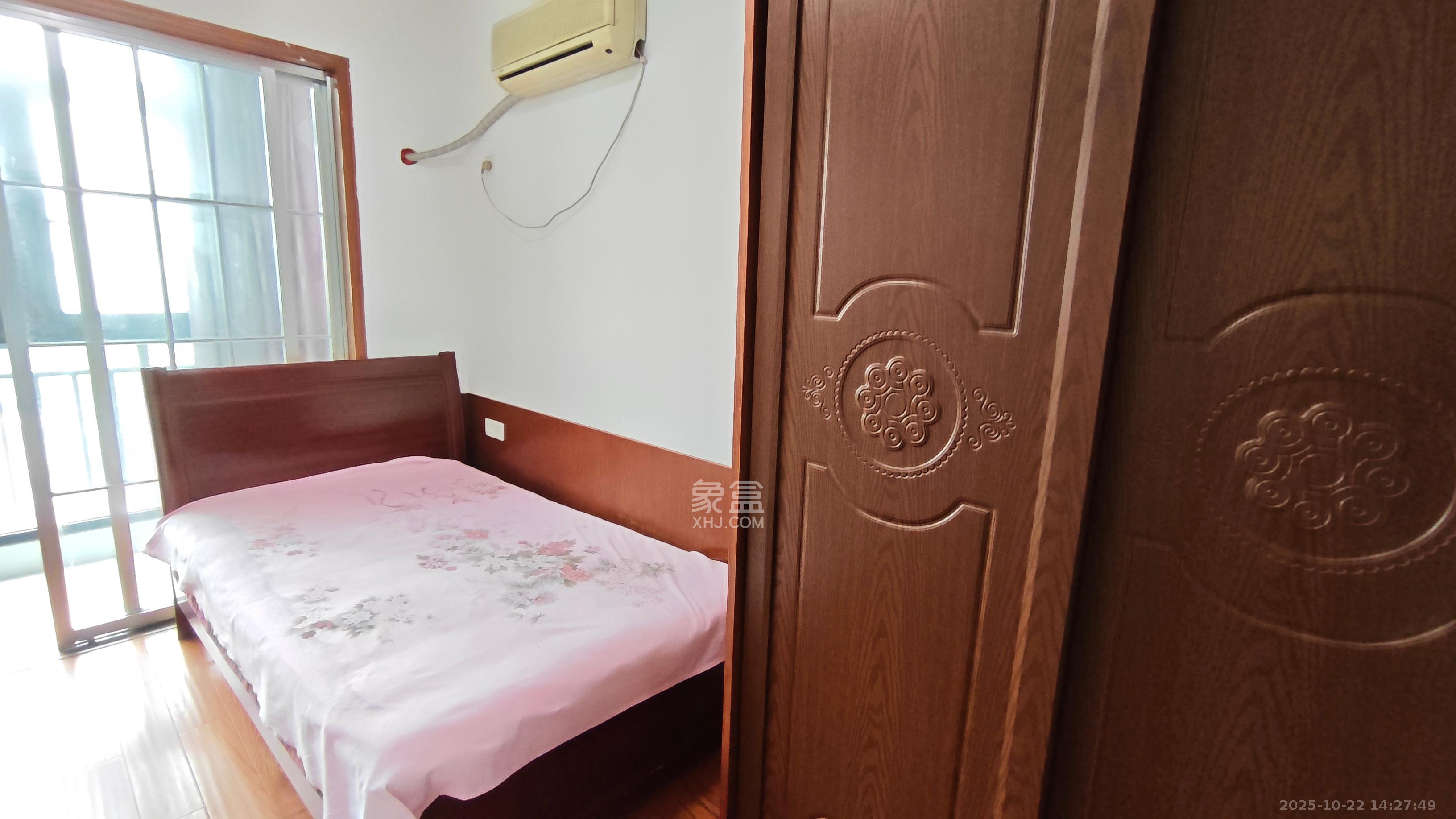 湘电友谊一号 2室2厅1卫 1300.0元/月 湘电友谊一号 2室2厅1卫 1300.0元/月室内图