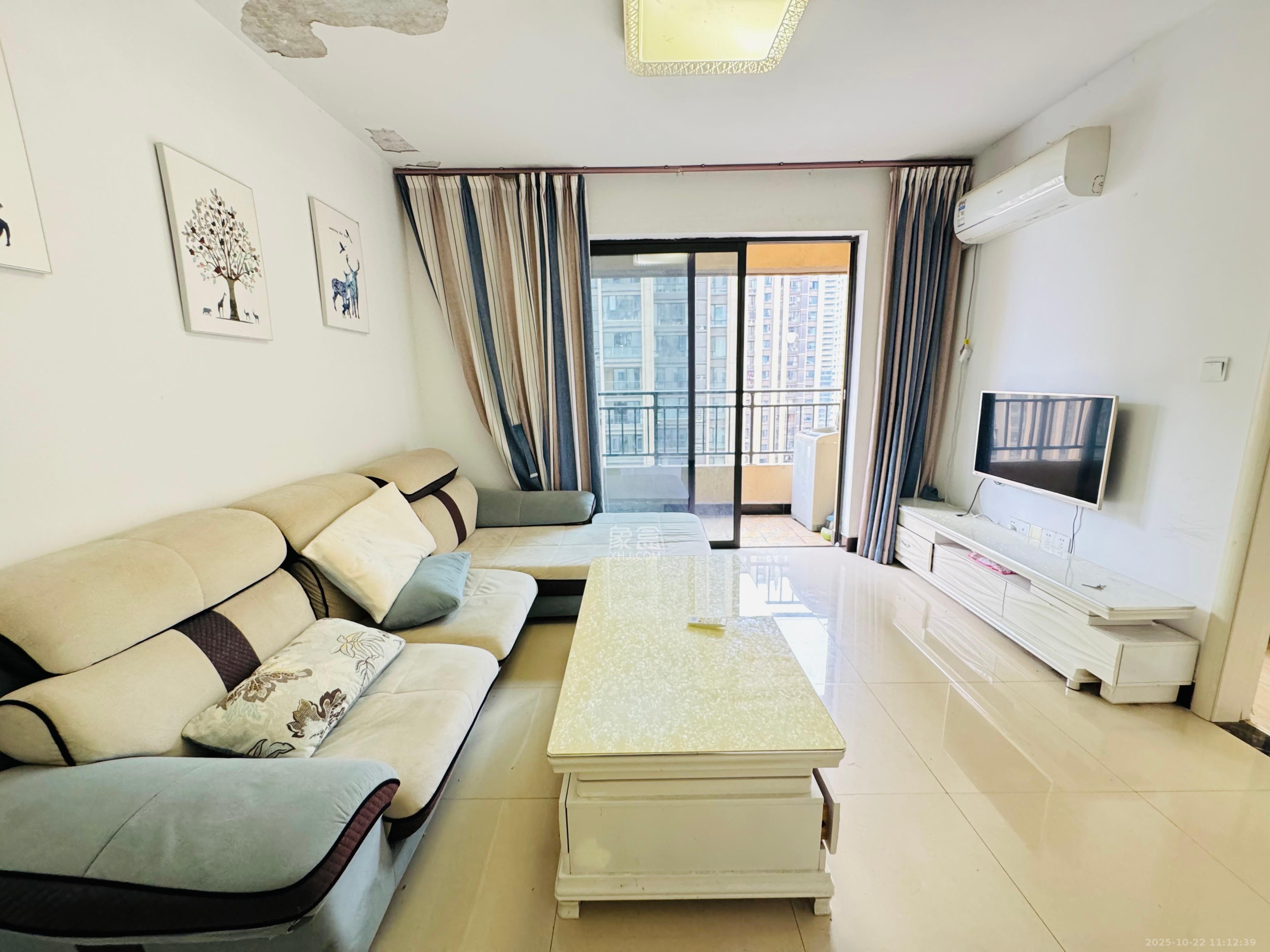 协信星澜汇  2室2厅1卫    2600.0元/月