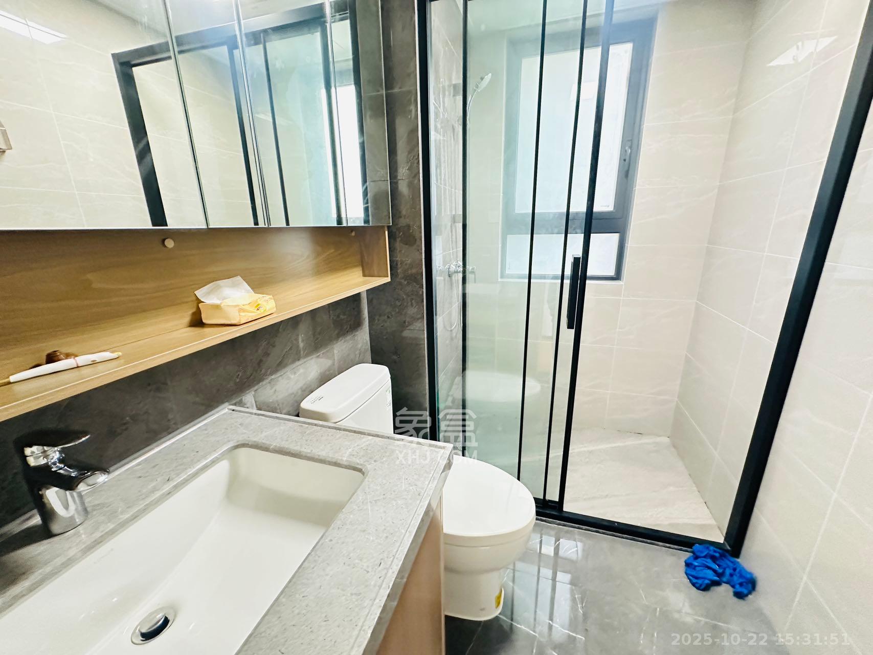 中海星樾府 3室2厅2卫 3600.0元/月 中海星樾府 3室2厅2卫 3600.0元/月室内图