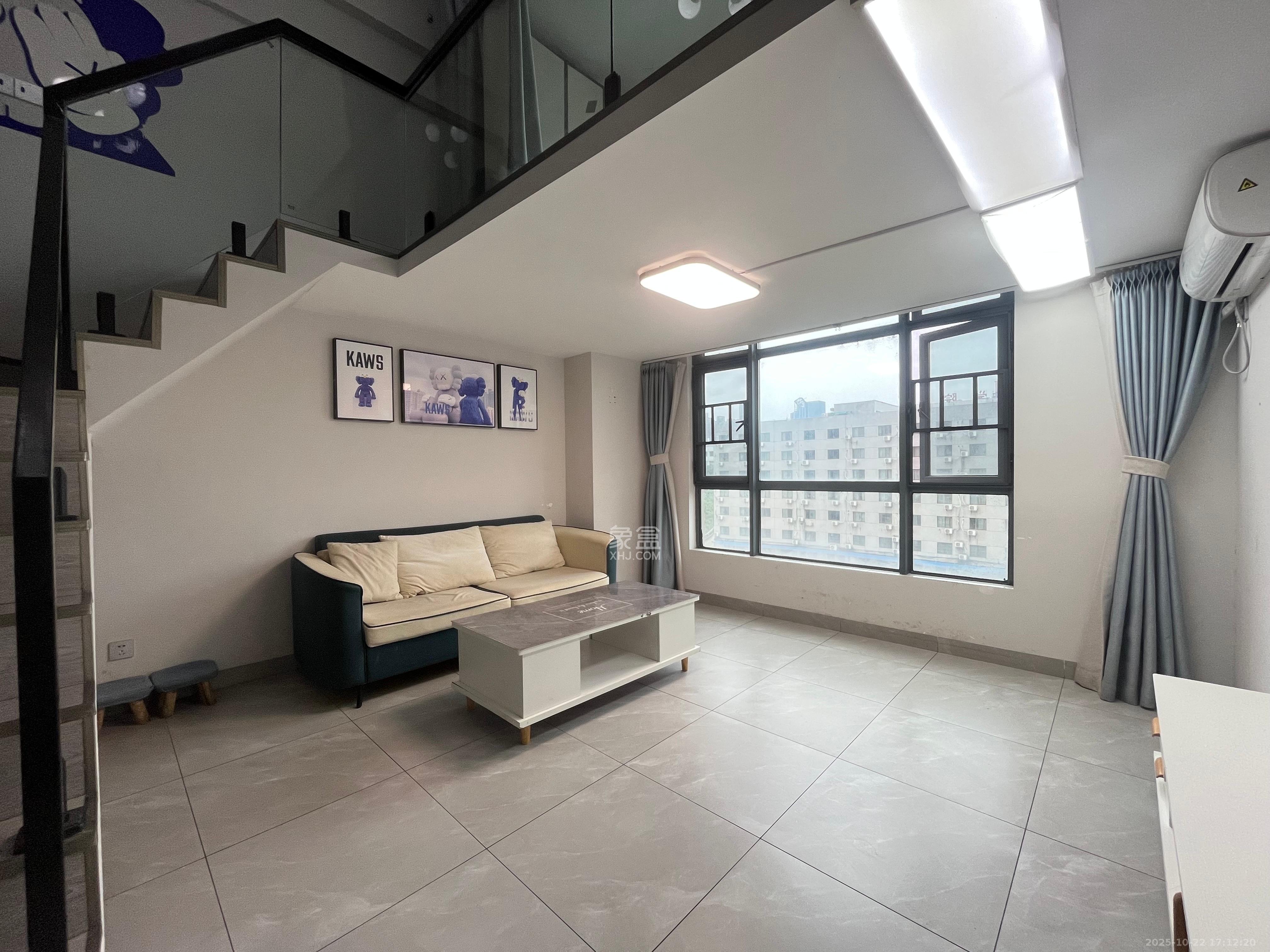 荣盛花语书苑  2室1厅1卫    2200.0元/月室内图