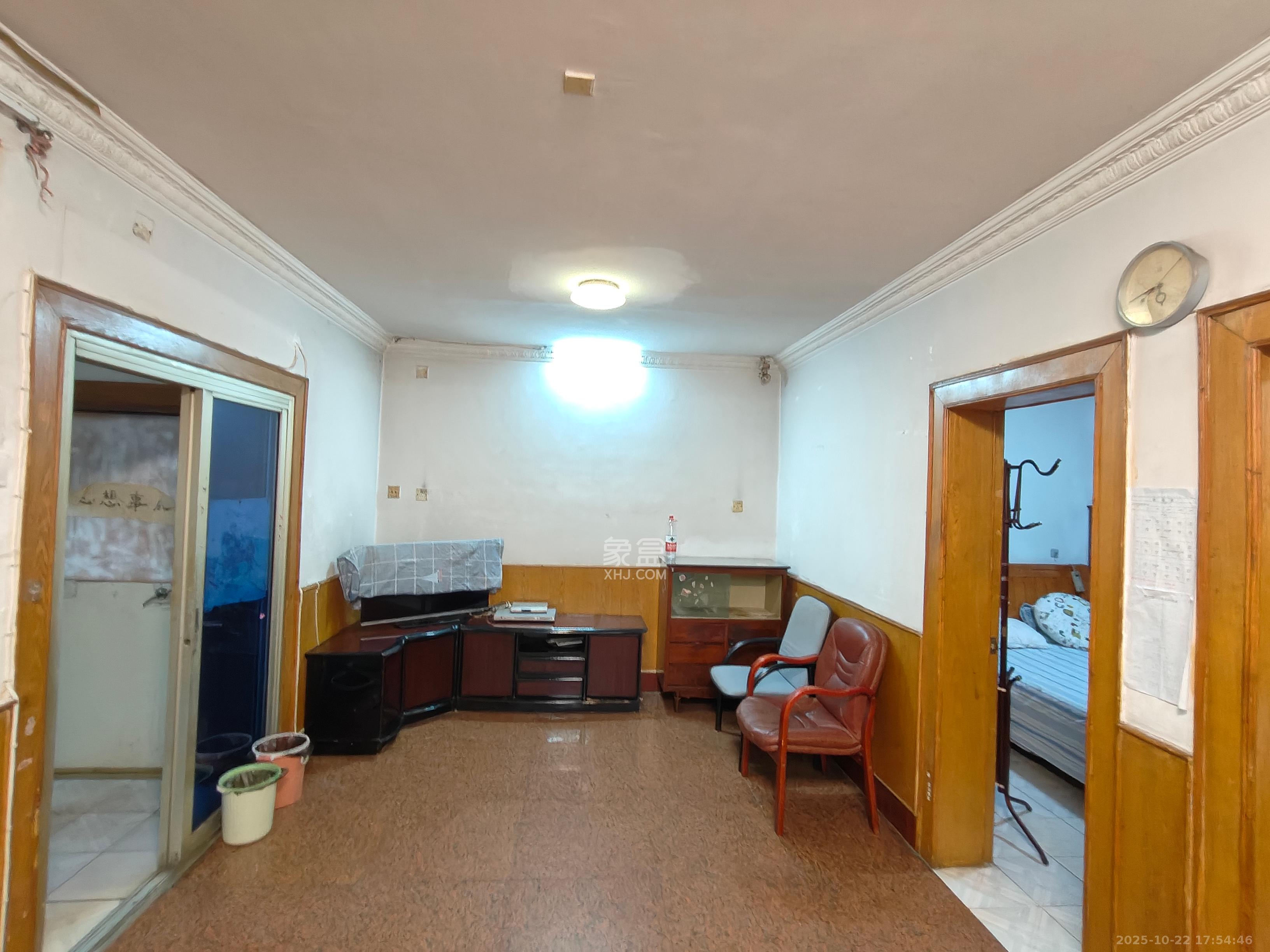 向韶村 2室1厅1卫 1700.0元/月 向韶村 2室1厅1卫 1700.0元/月室内图