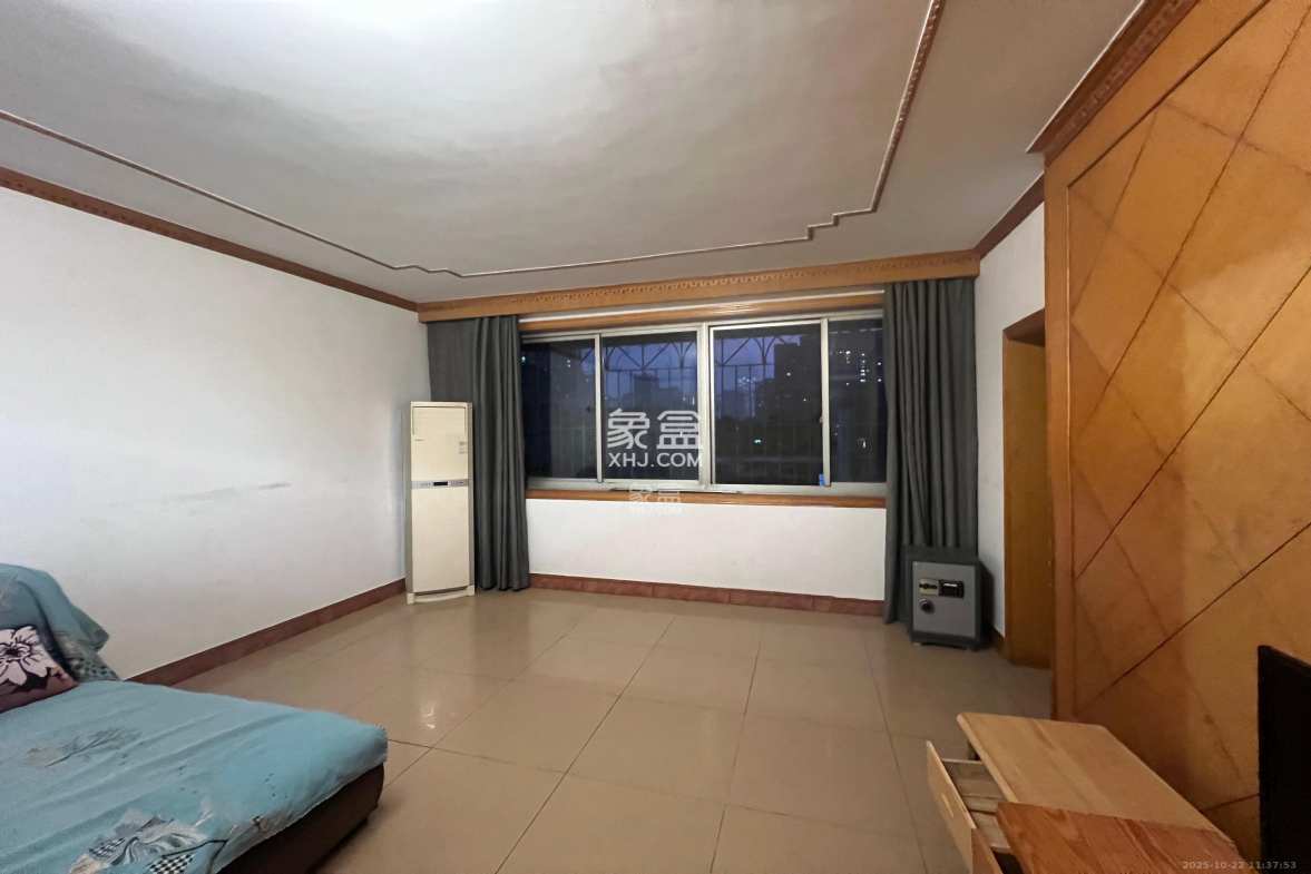 学宫街64号银行宿舍 2室1厅1卫 2800.0元/月 学宫街64号银行宿舍 2室1厅1卫 2800.0元/月室内图