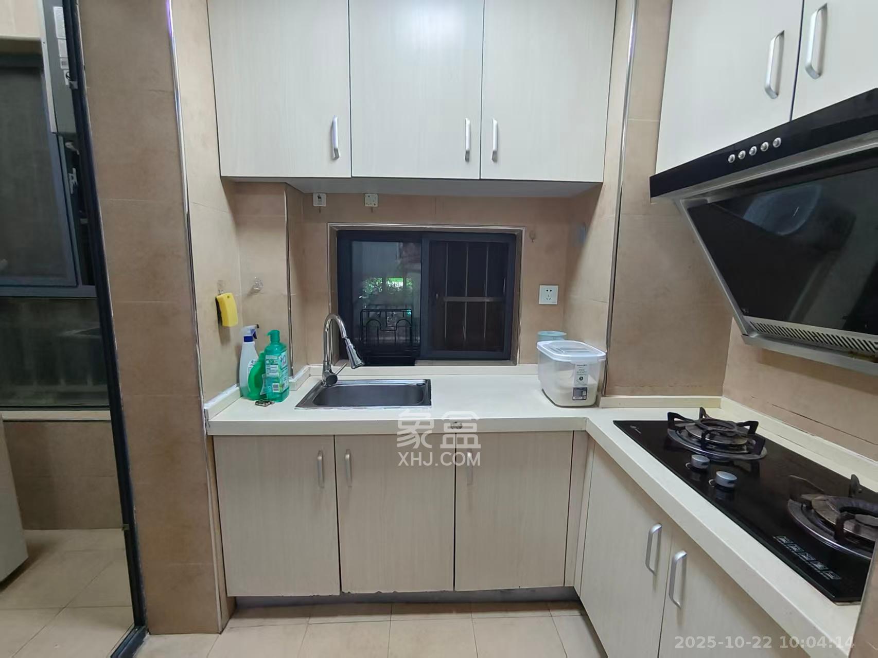 上峰苑（兰亭玥岛）  1室1厅1卫    1500.0元/月室内图