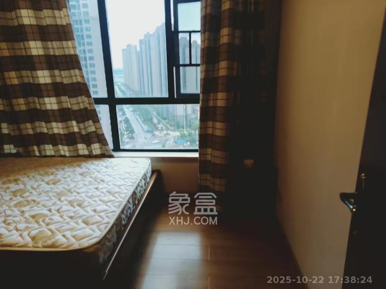 辉煌国际城二期  2室2厅1卫    2200.0元/月室内图