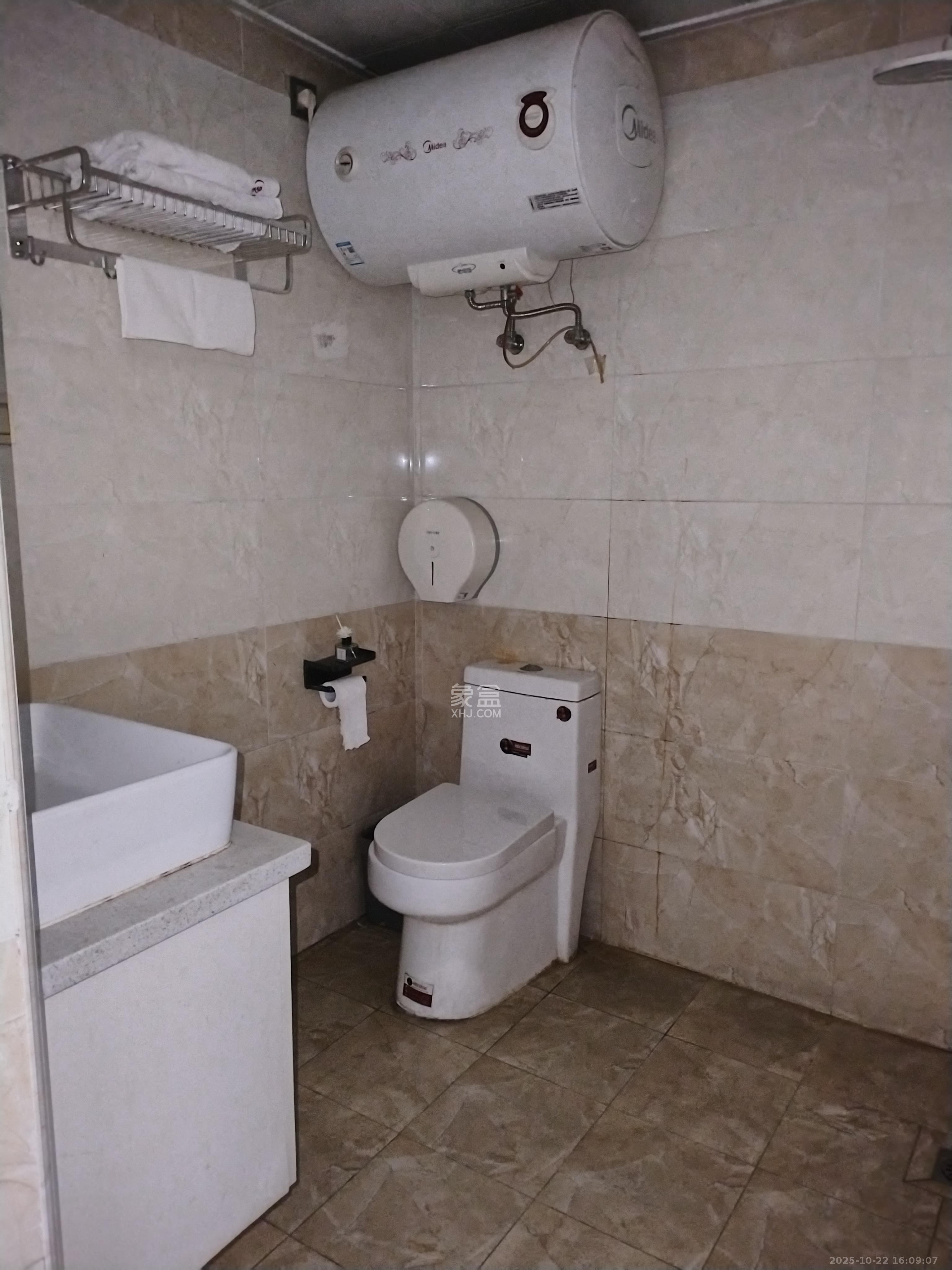 MOMA当代广场 1室0厅0卫 1200.0元/月 MOMA当代广场 1室0厅0卫 1200.0元/月室内图