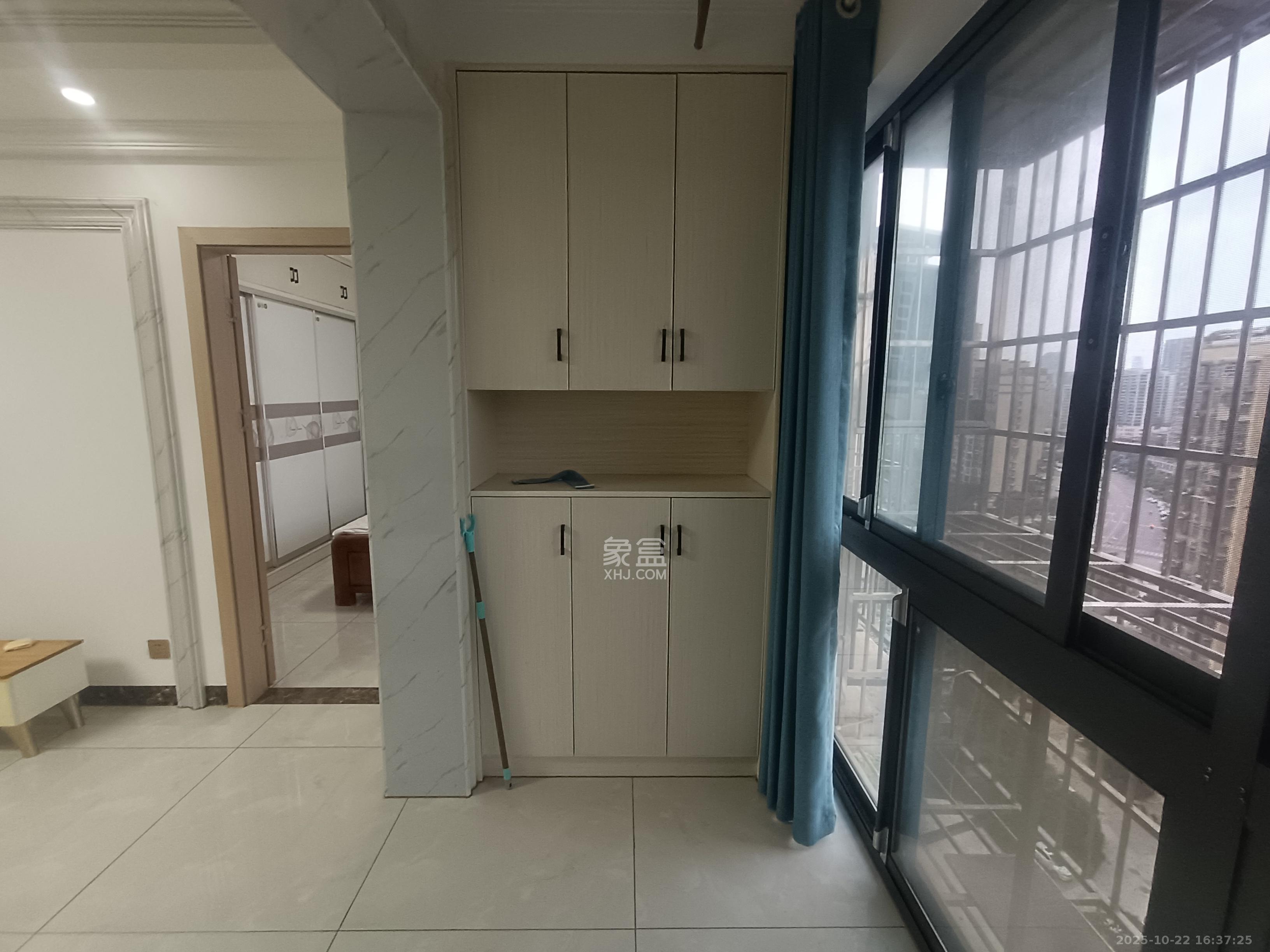 岳鞍阁小区 2室2厅1卫 1700.0元/月 岳鞍阁小区 2室2厅1卫 1700.0元/月室内图