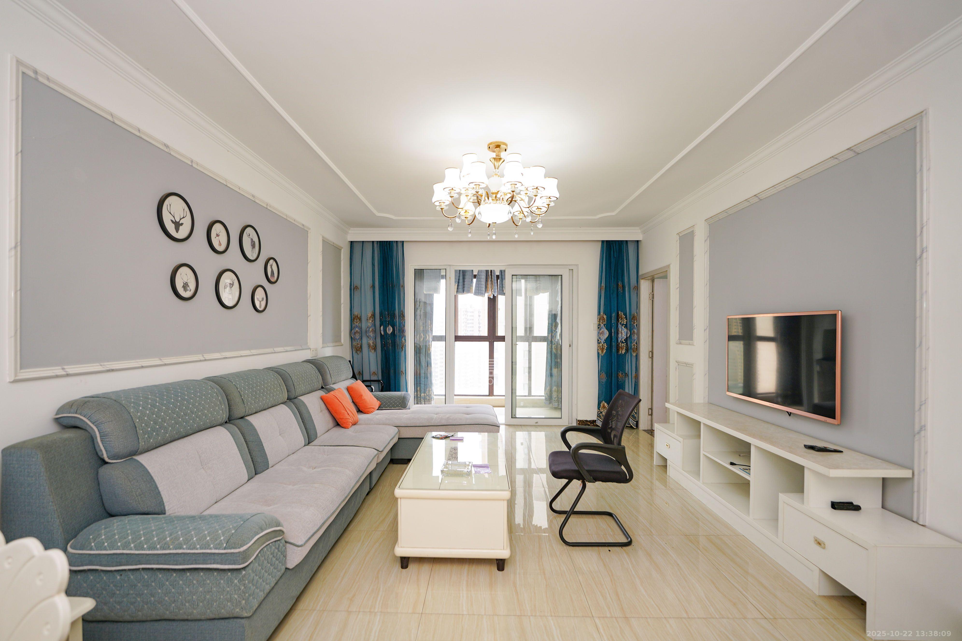 绿地新都会  4室2厅2卫    3000.0元/月 绿地新都会  4室2厅2卫    3000.0元/月