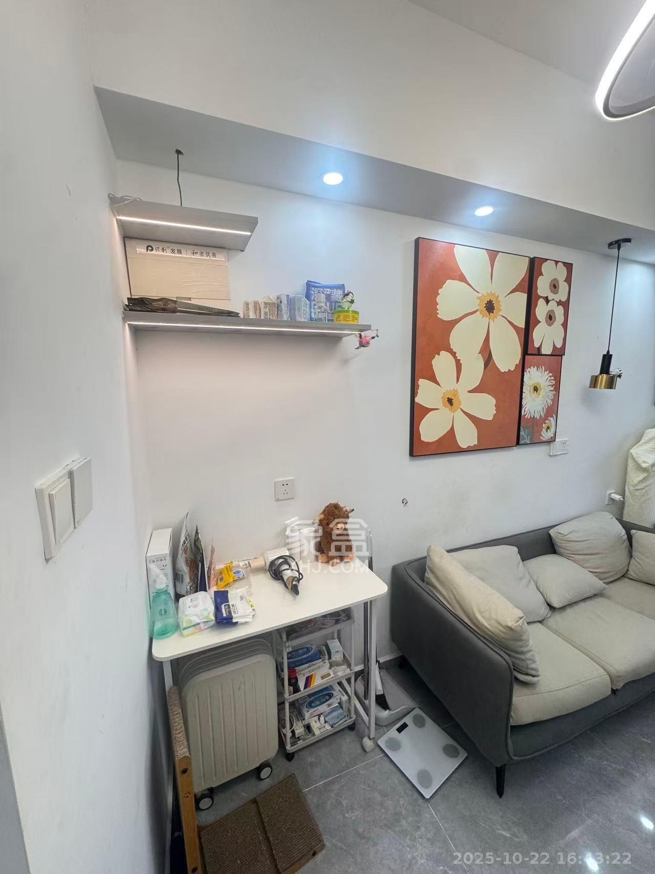 保利天禧EF区  1室0厅0卫    1800.0元/月室内图