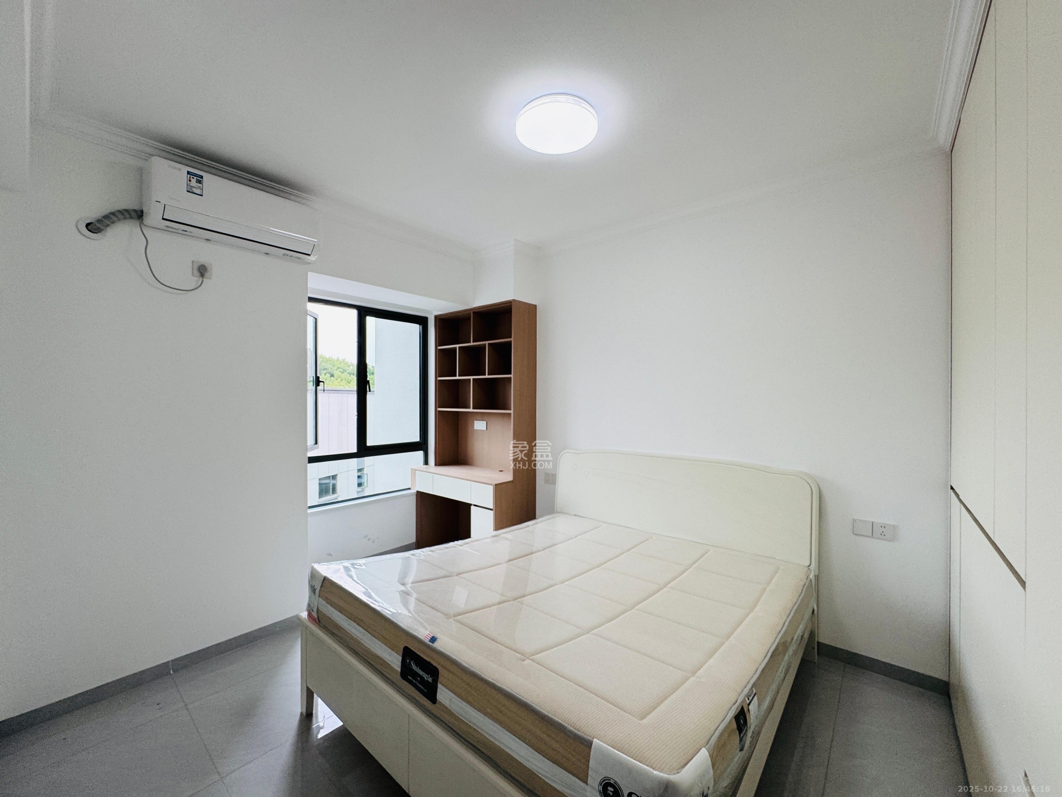 湖湘时代名邸公园壹号  2室1厅1卫    2400.0元/月 湖湘时代名邸公园壹号  2室1厅1卫    2400.0元/月室内图