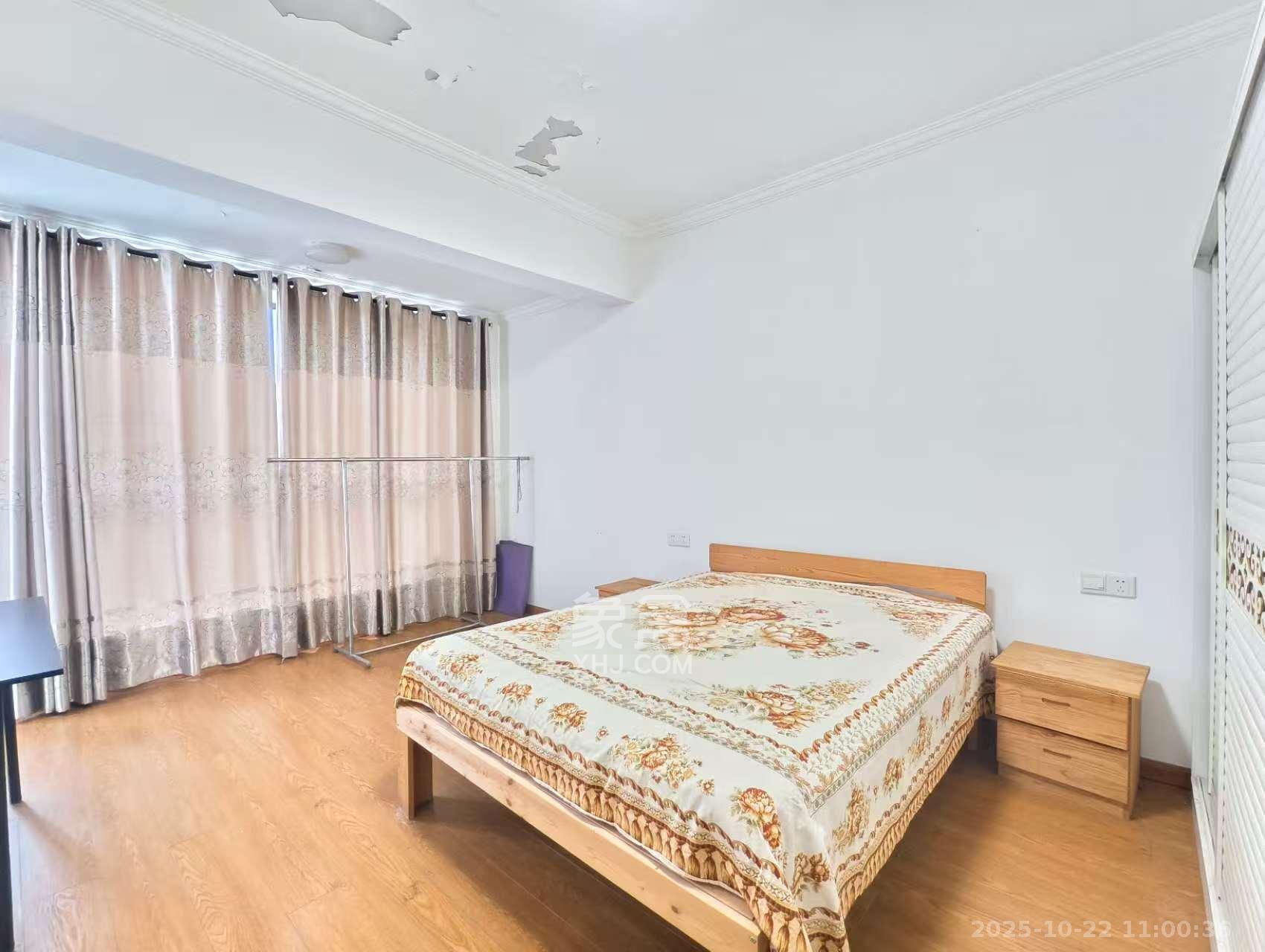 保利西海岸A区  2室1厅1卫    2600.0元/月 保利西海岸A区  2室1厅1卫    2600.0元/月室内图