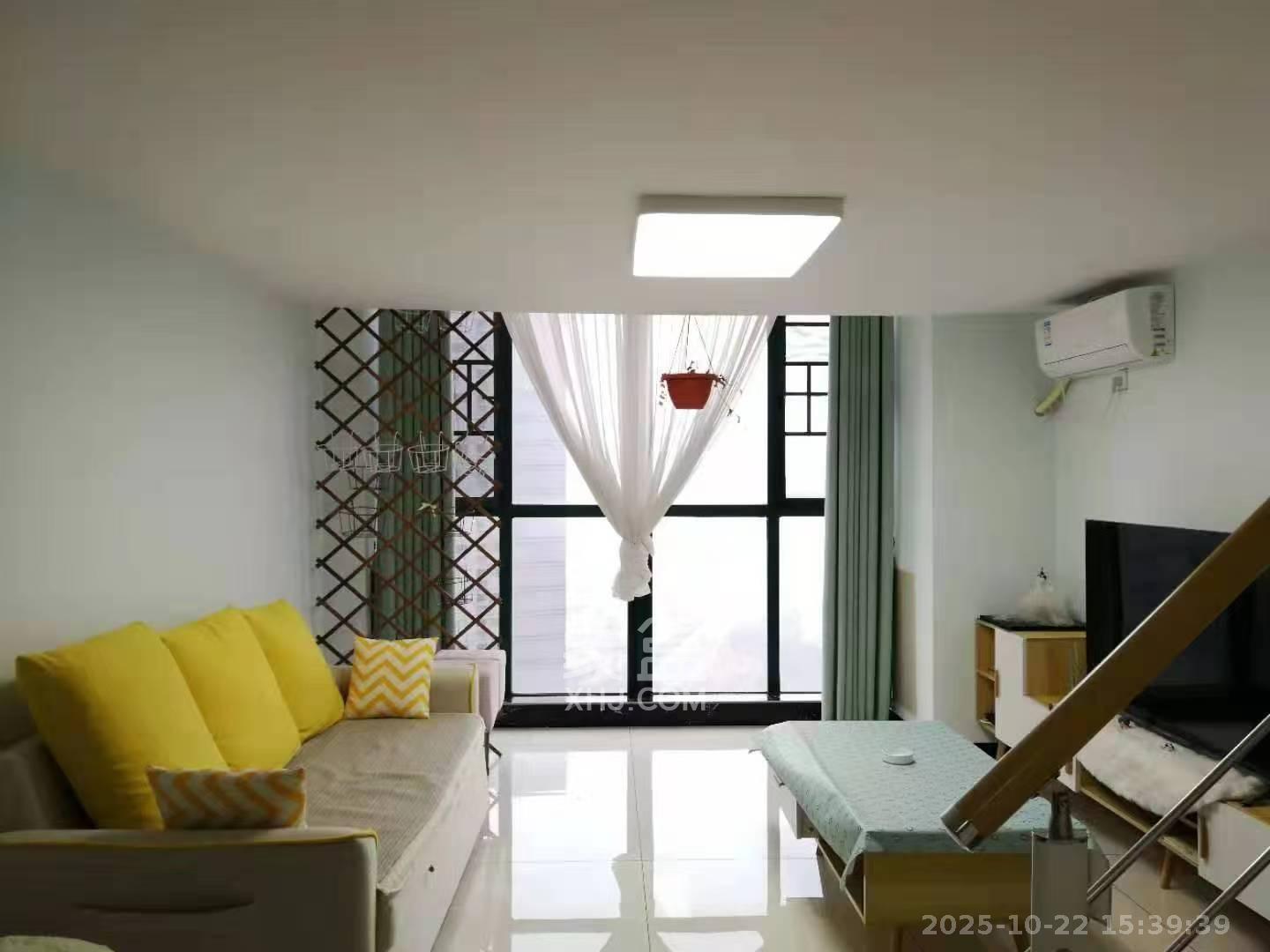 洋湖时代  1室1厅1卫    1500.0元/月 洋湖时代  1室1厅1卫    1500.0元/月