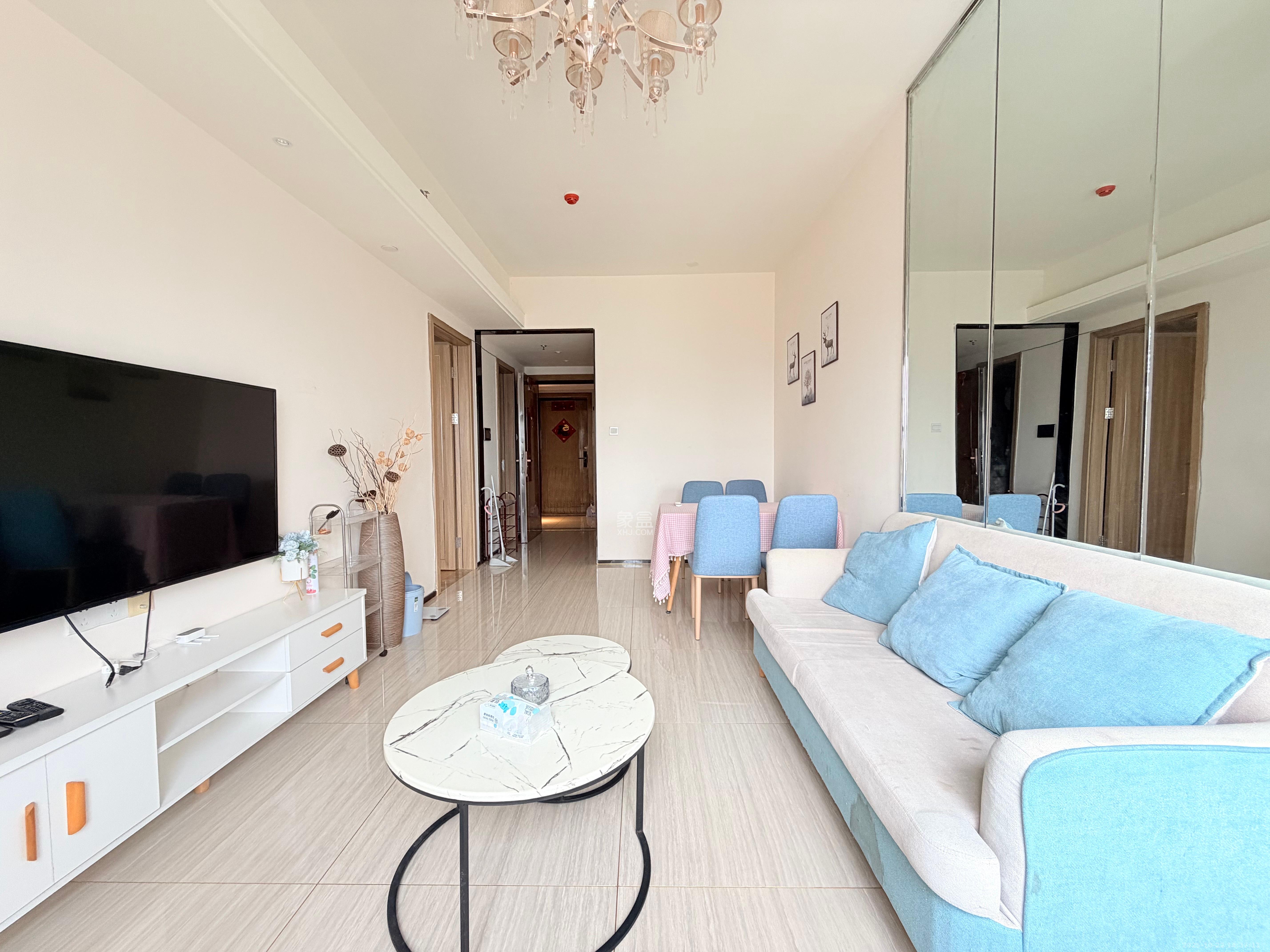 恒大国际广场  1室1厅1卫    1950.0元/月 恒大国际广场  1室1厅1卫    1950.0元/月