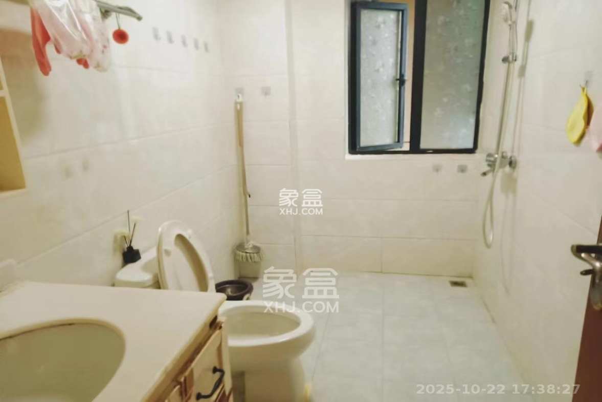 辉煌国际城二期 2室2厅1卫 2200.0元/月 辉煌国际城二期 2室2厅1卫 2200.0元/月室内图