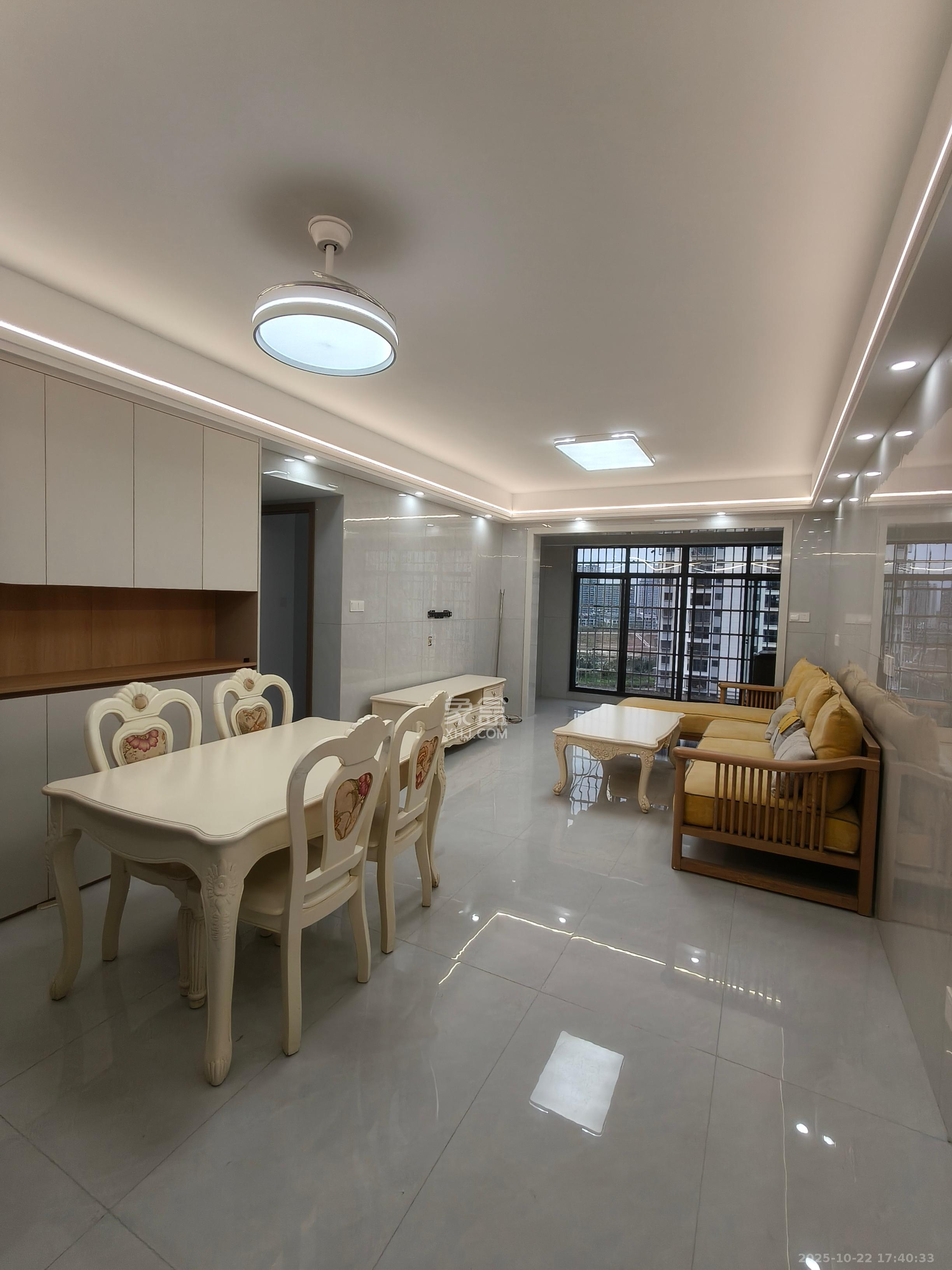 和景家园二期  1室0厅0卫    1800.0元/月 和景家园二期  1室0厅0卫    1800.0元/月室内图