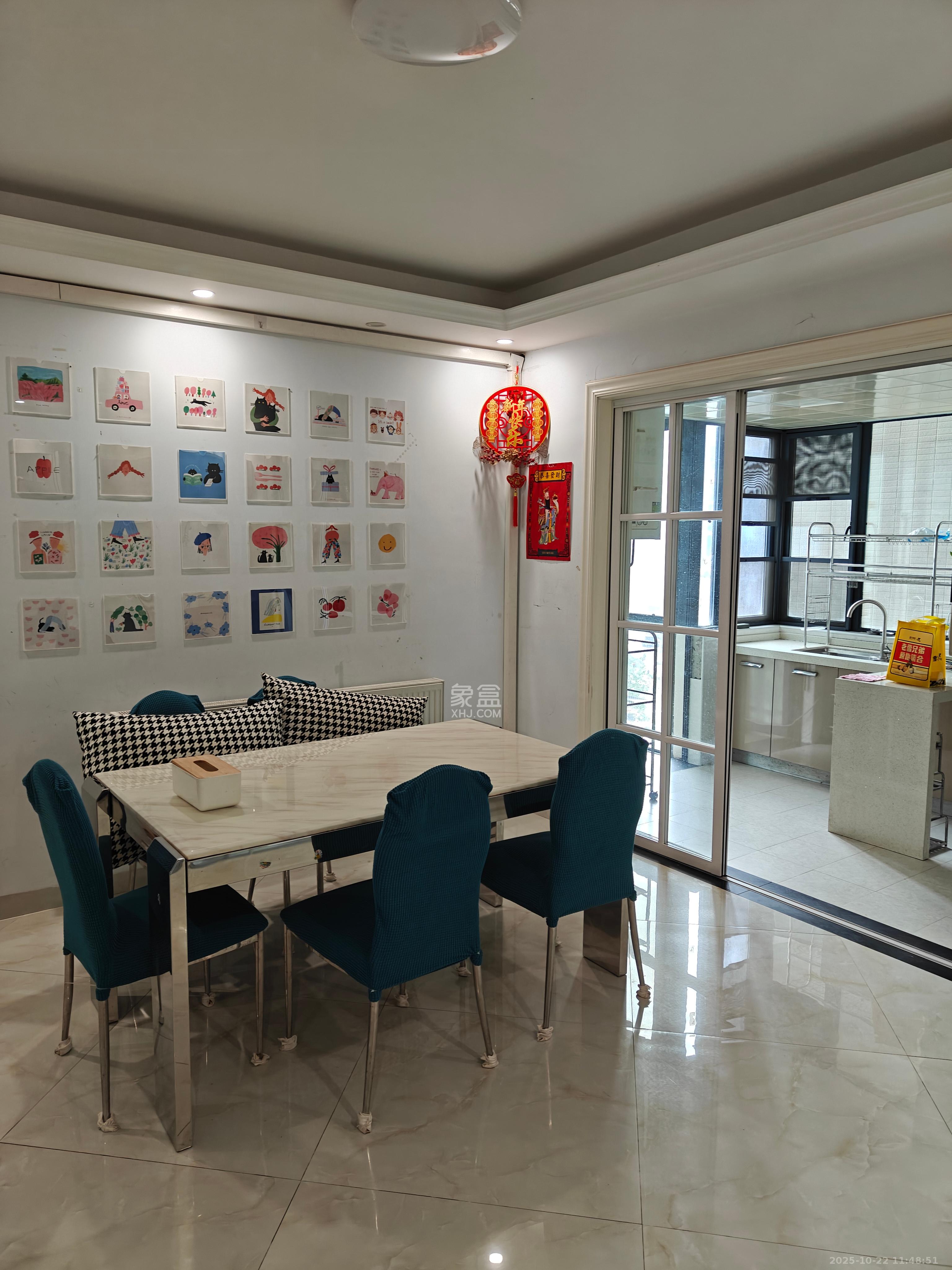 长房天翼未来城  3室2厅2卫    4300.0元/月室内图