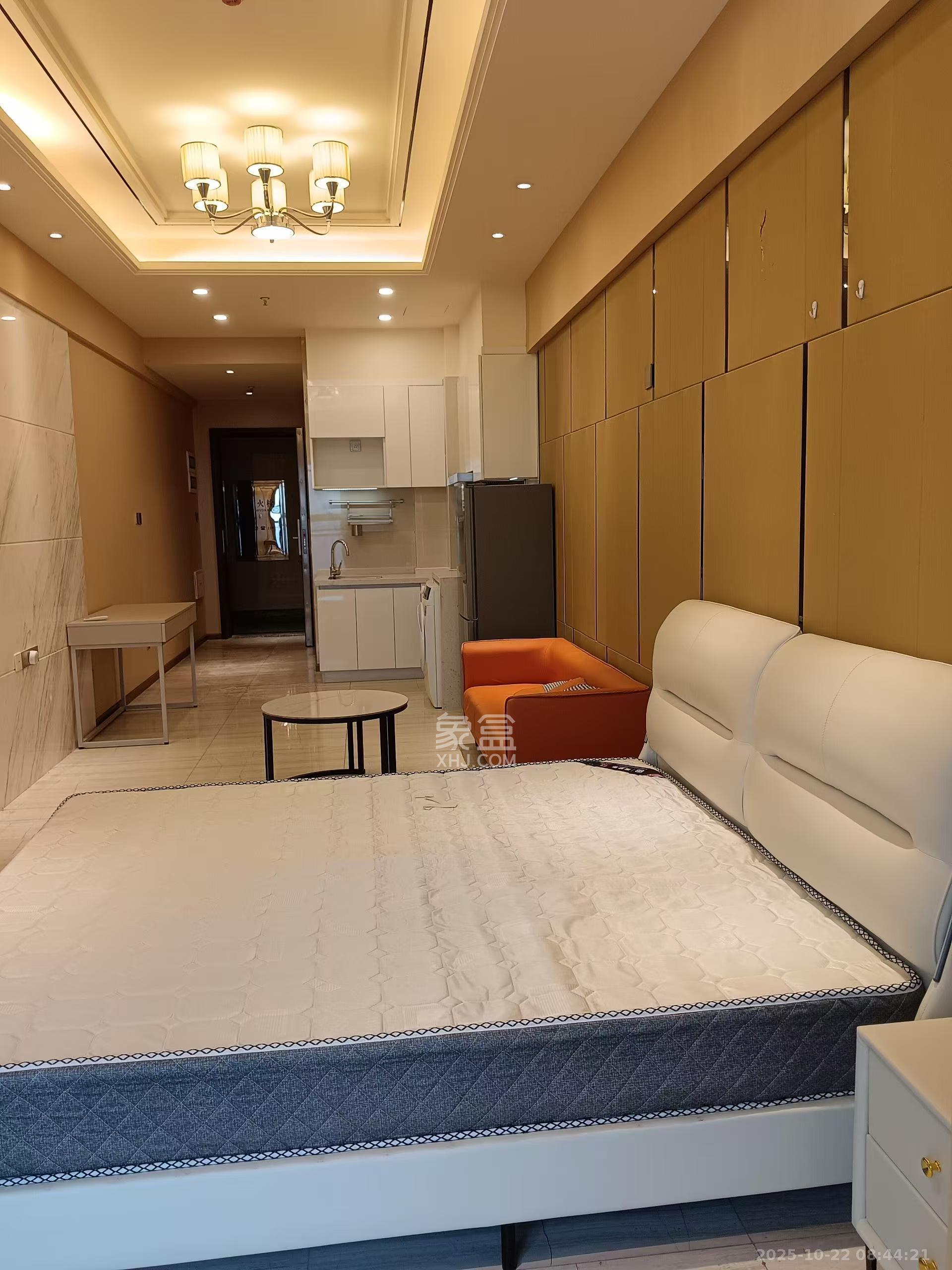 恒大誉府(融誉商业中心) 1室0厅0卫 1700.0元/月 恒大誉府(融誉商业中心) 1室0厅0卫 1700.0元/月室内图