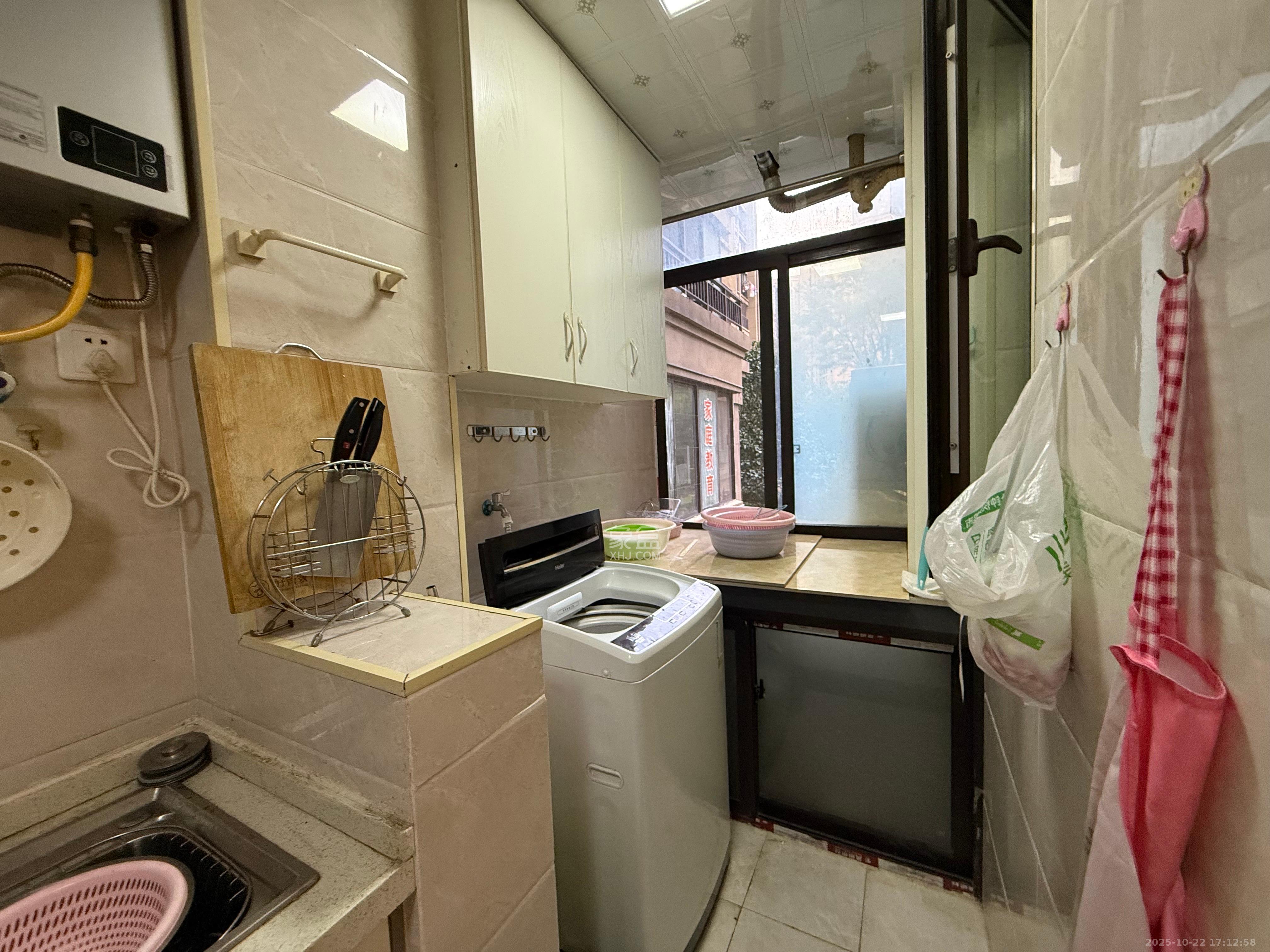 华润橡树湾  1室1厅1卫    2000.0元/月室内图