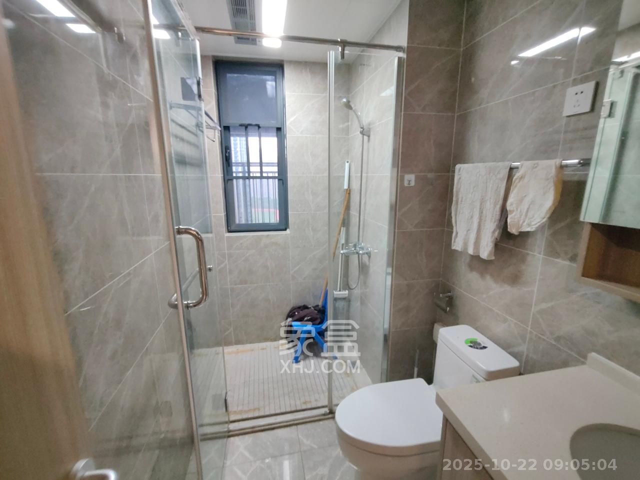 南山梅溪一方 3室1厅1卫 3500.0元/月 南山梅溪一方 3室1厅1卫 3500.0元/月室内图