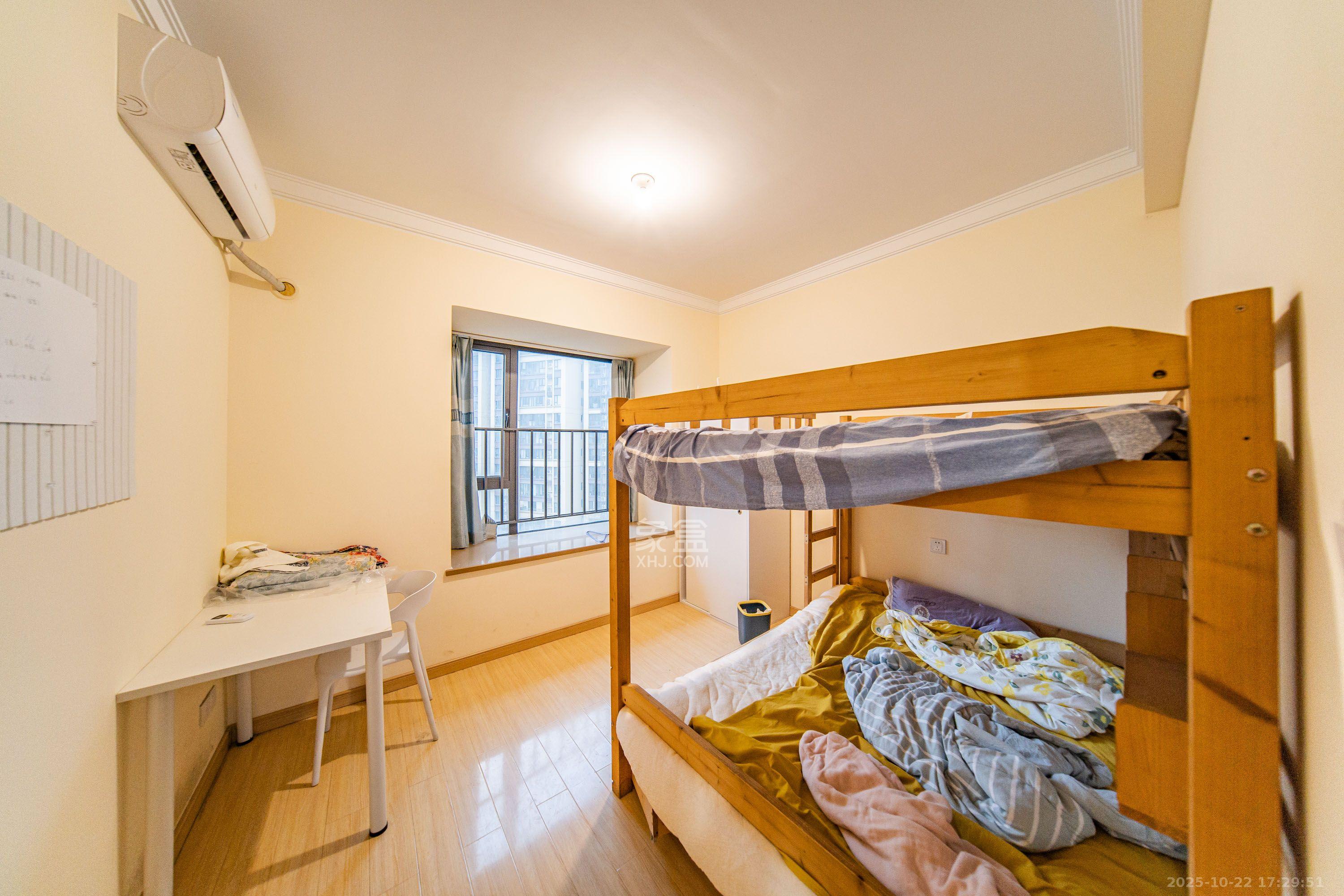 兰亭湾畔  4室2厅2卫    3200.0元/月 兰亭湾畔  4室2厅2卫    3200.0元/月室内图