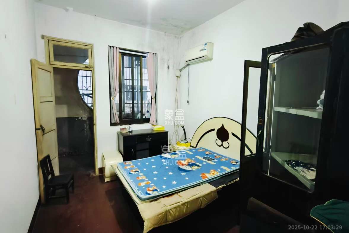 英才园二片  3室2厅1卫    1900.0元/月 英才园二片  3室2厅1卫    1900.0元/月室内图