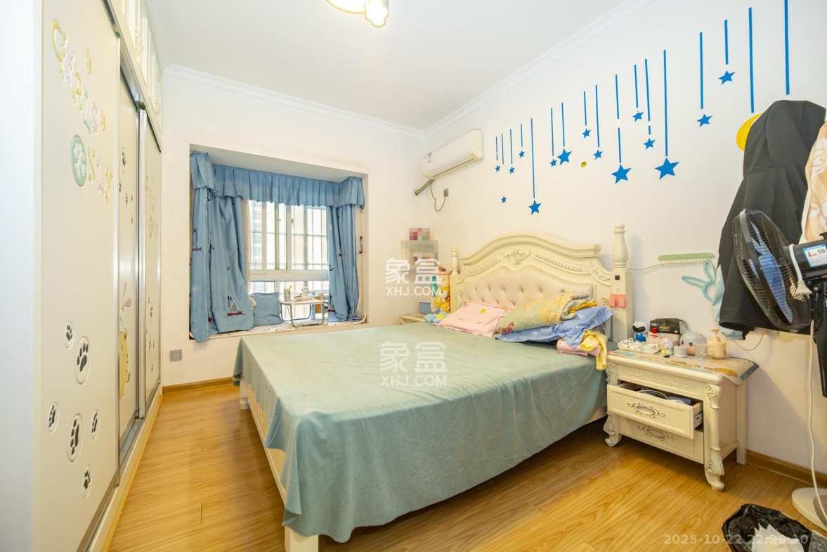 楚天世纪城西苑 3室2厅2卫 76.0万 楚天世纪城西苑 3室2厅2卫 76.0万卧室