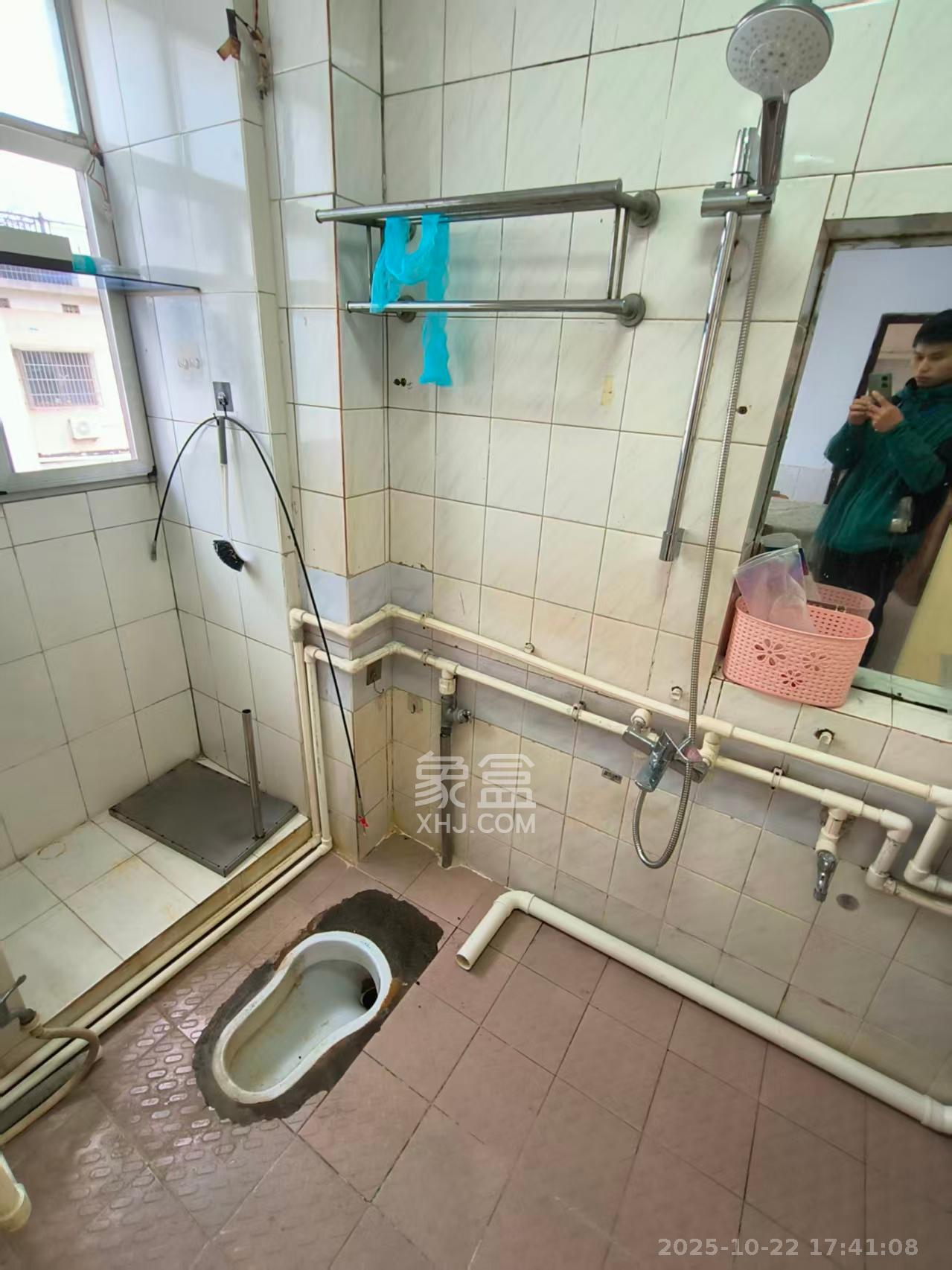 73分局(电信宿舍) 2室2厅1卫 1800.0元/月 73分局(电信宿舍) 2室2厅1卫 1800.0元/月室内图