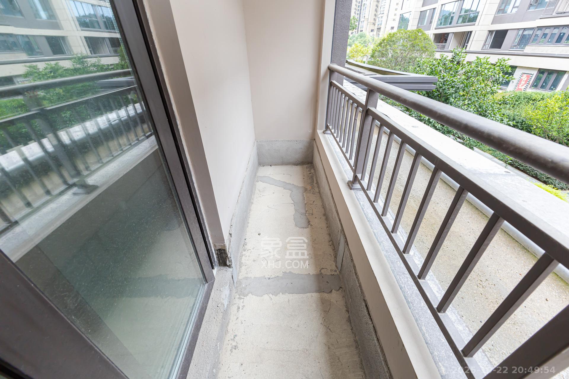 时代建发和著  4室2厅2卫    450.0万 时代建发和著  4室2厅2卫    450.0万阳台