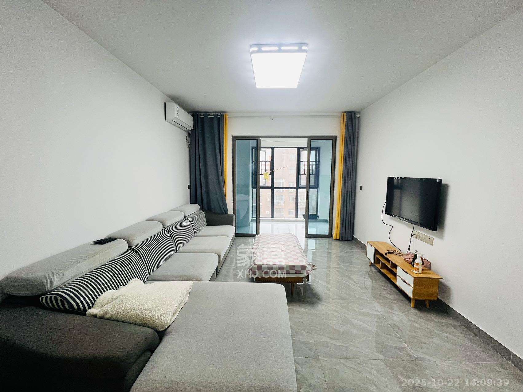 富兴嘉城(富兴汇中央)  2室2厅1卫    2300.0元/月 富兴嘉城(富兴汇中央)  2室2厅1卫    2300.0元/月