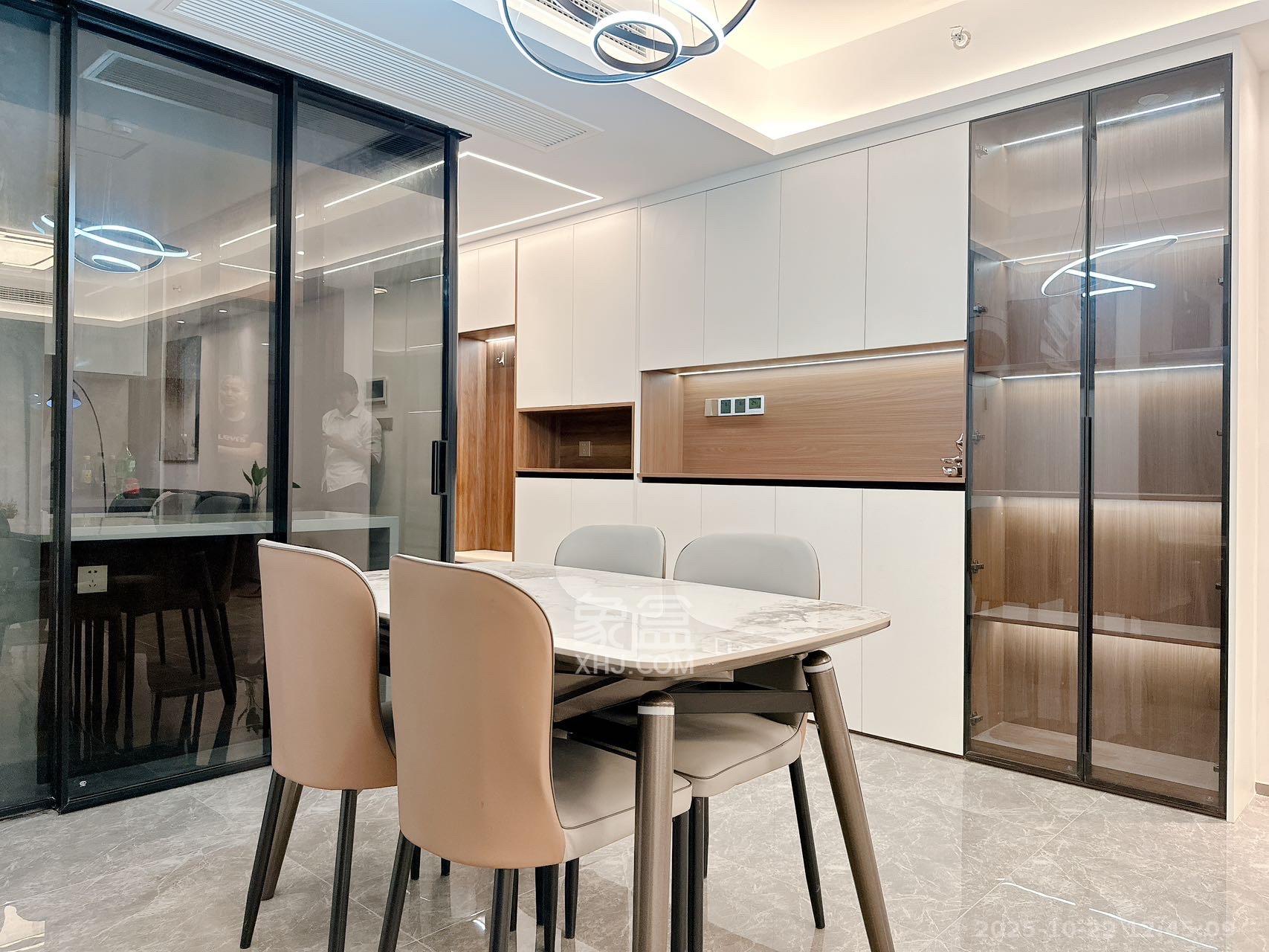 北辰瀚江府  3室2厅2卫    8000.0元/月室内图