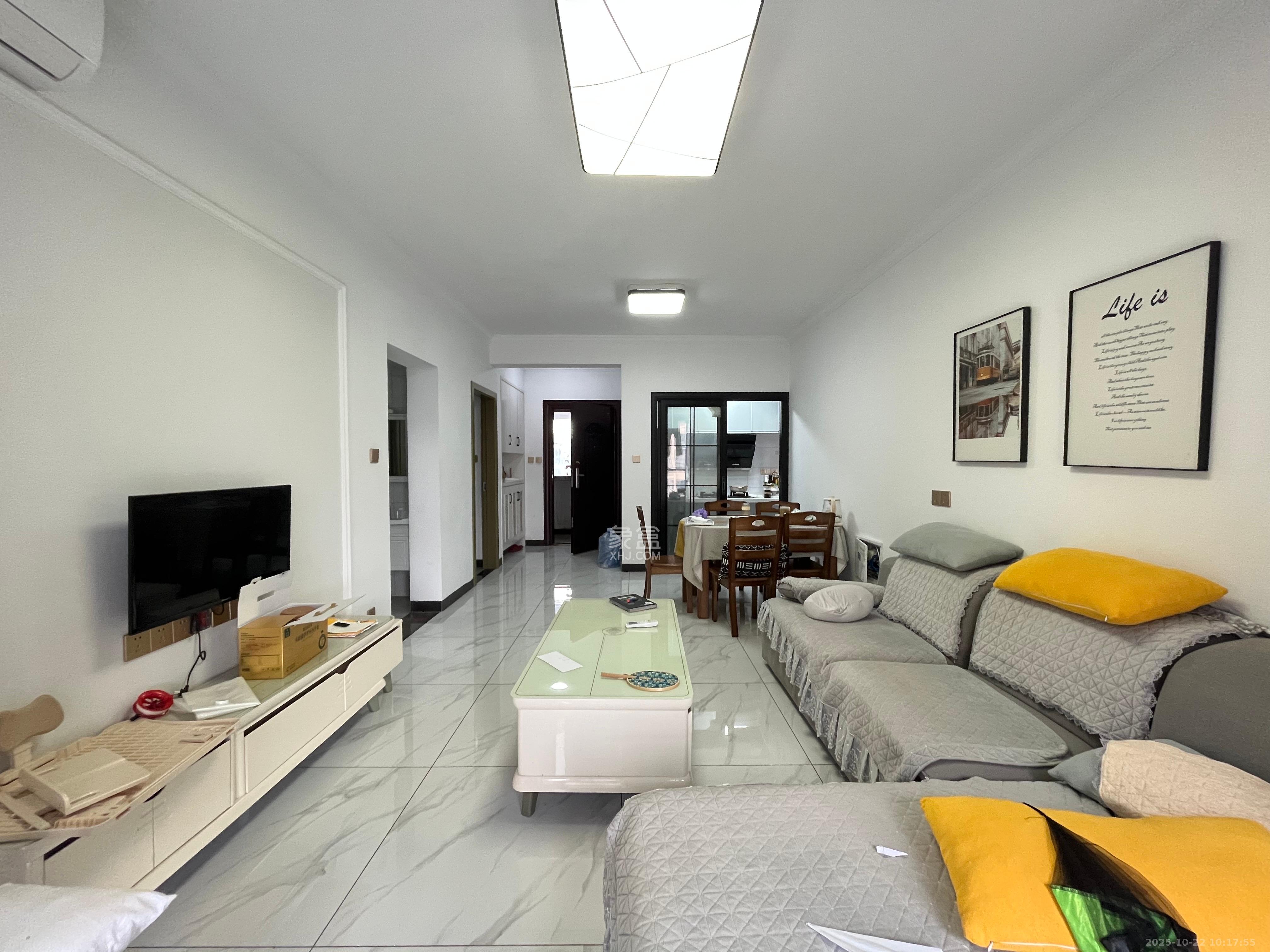 朝正美苑  2室1厅1卫    2000.0元/月室内图