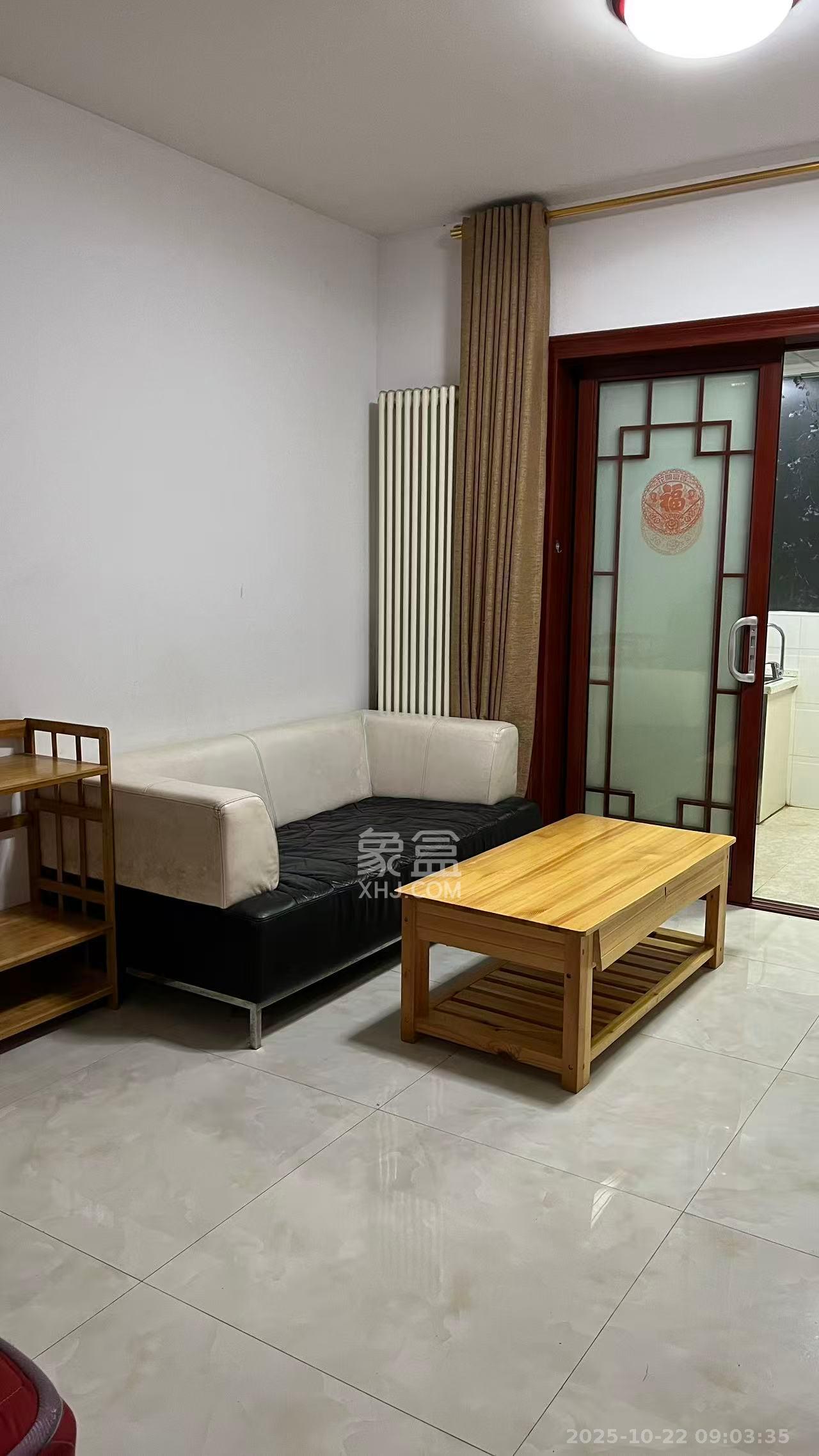 怡海星城  1室1厅1卫    900.0元/月 怡海星城  1室1厅1卫    900.0元/月