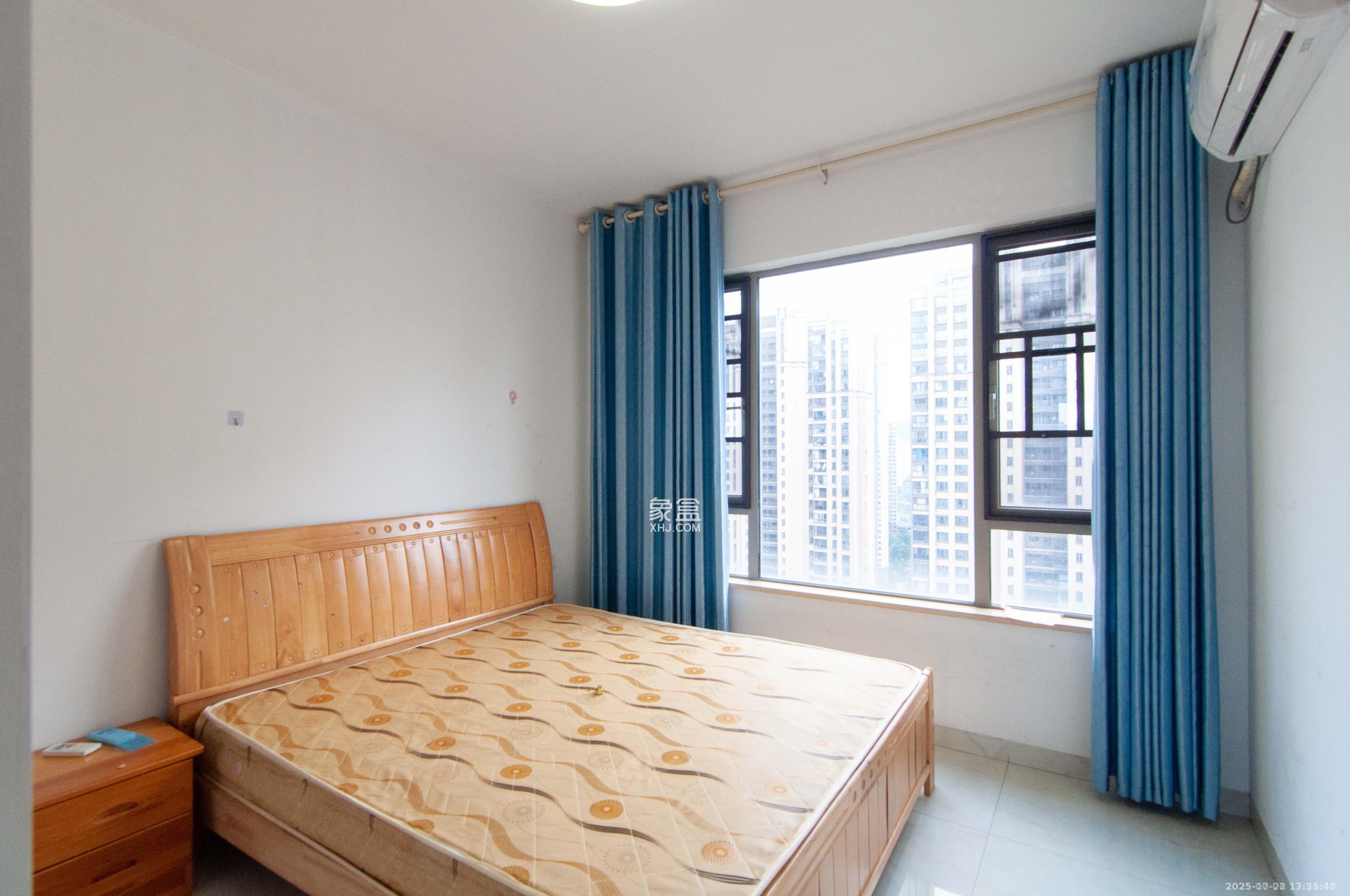 梅溪湖金茂悦（金悦雅苑）  3室2厅2卫    2900.0元/月室内图