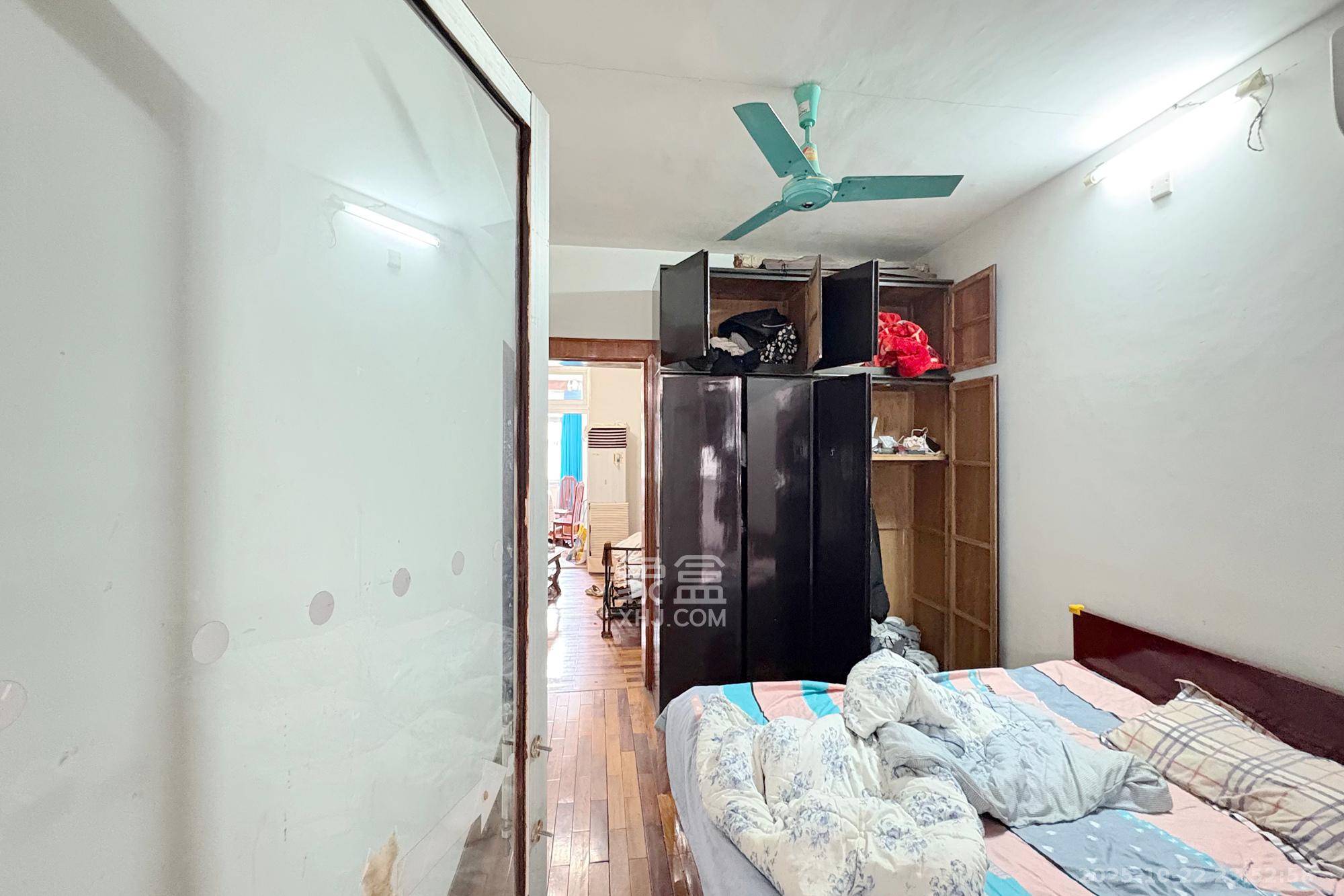 省建苑小区  3室1厅1卫    55.0万 省建苑小区  3室1厅1卫    55.0万卧室