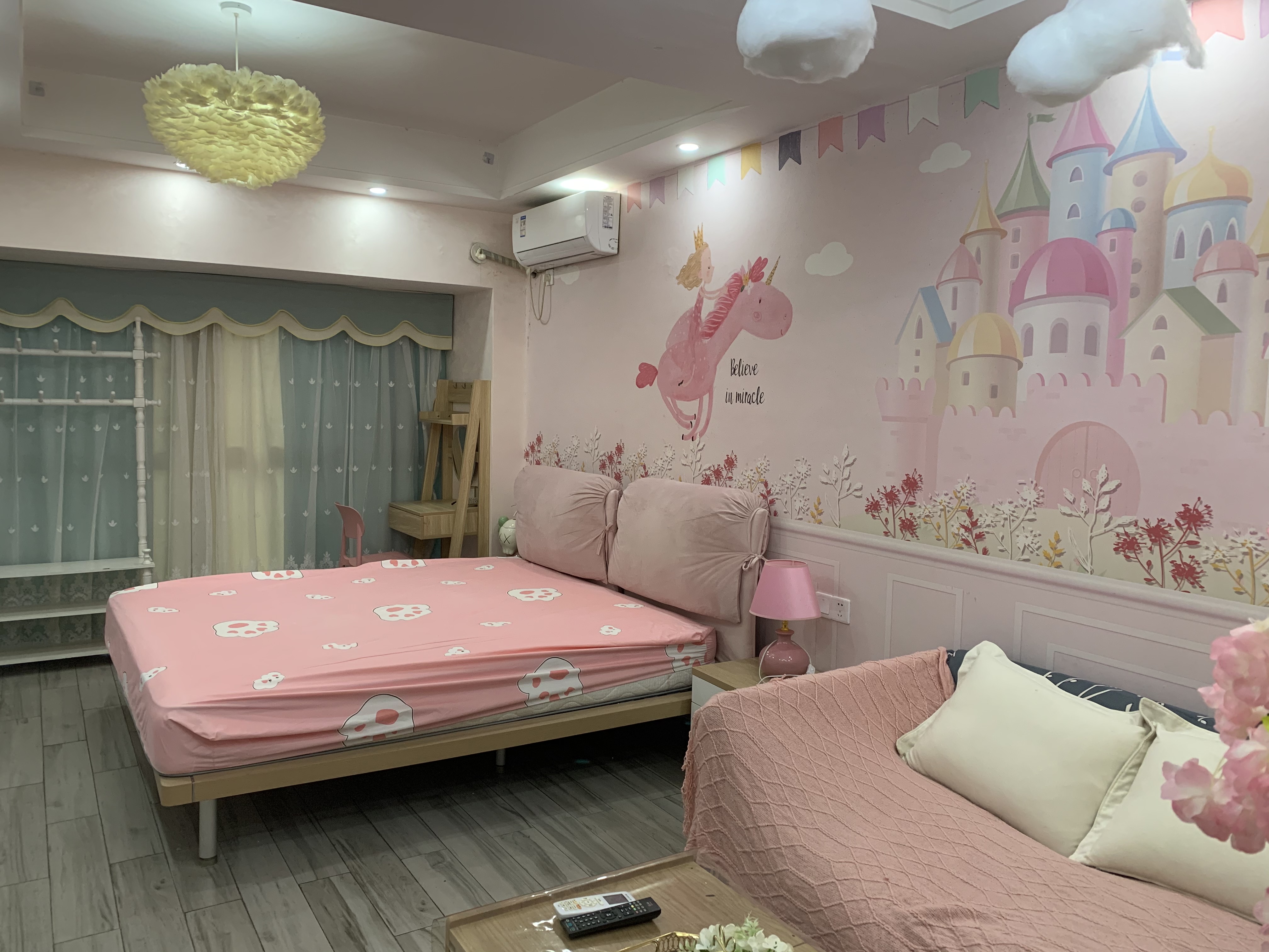 金钟大雁城 1室0厅0卫 1700.0元/月 金钟大雁城 1室0厅0卫 1700.0元/月室内图