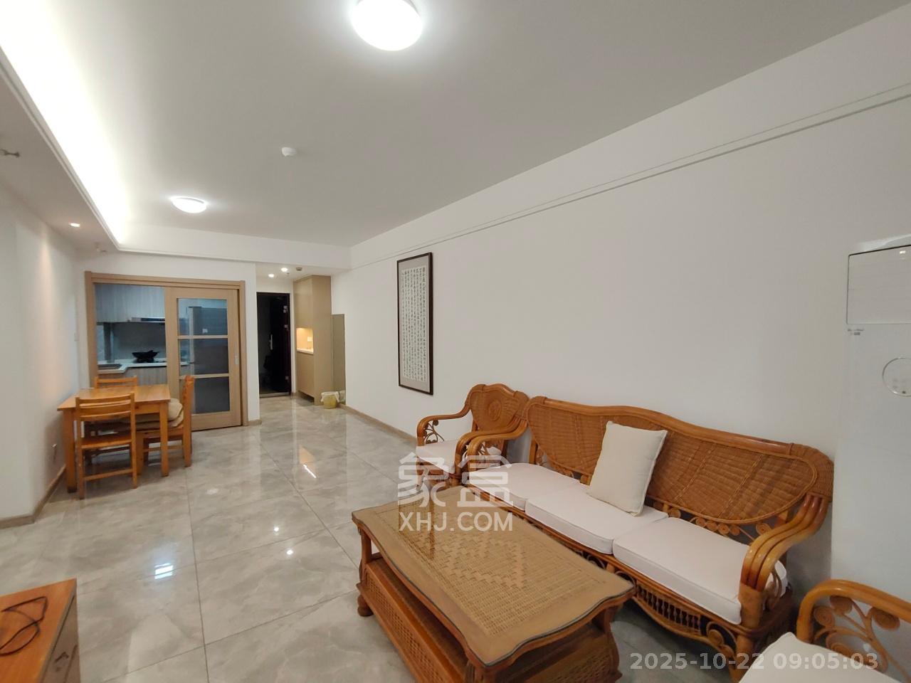 南山梅溪一方 3室1厅1卫 3500.0元/月 南山梅溪一方 3室1厅1卫 3500.0元/月室内图