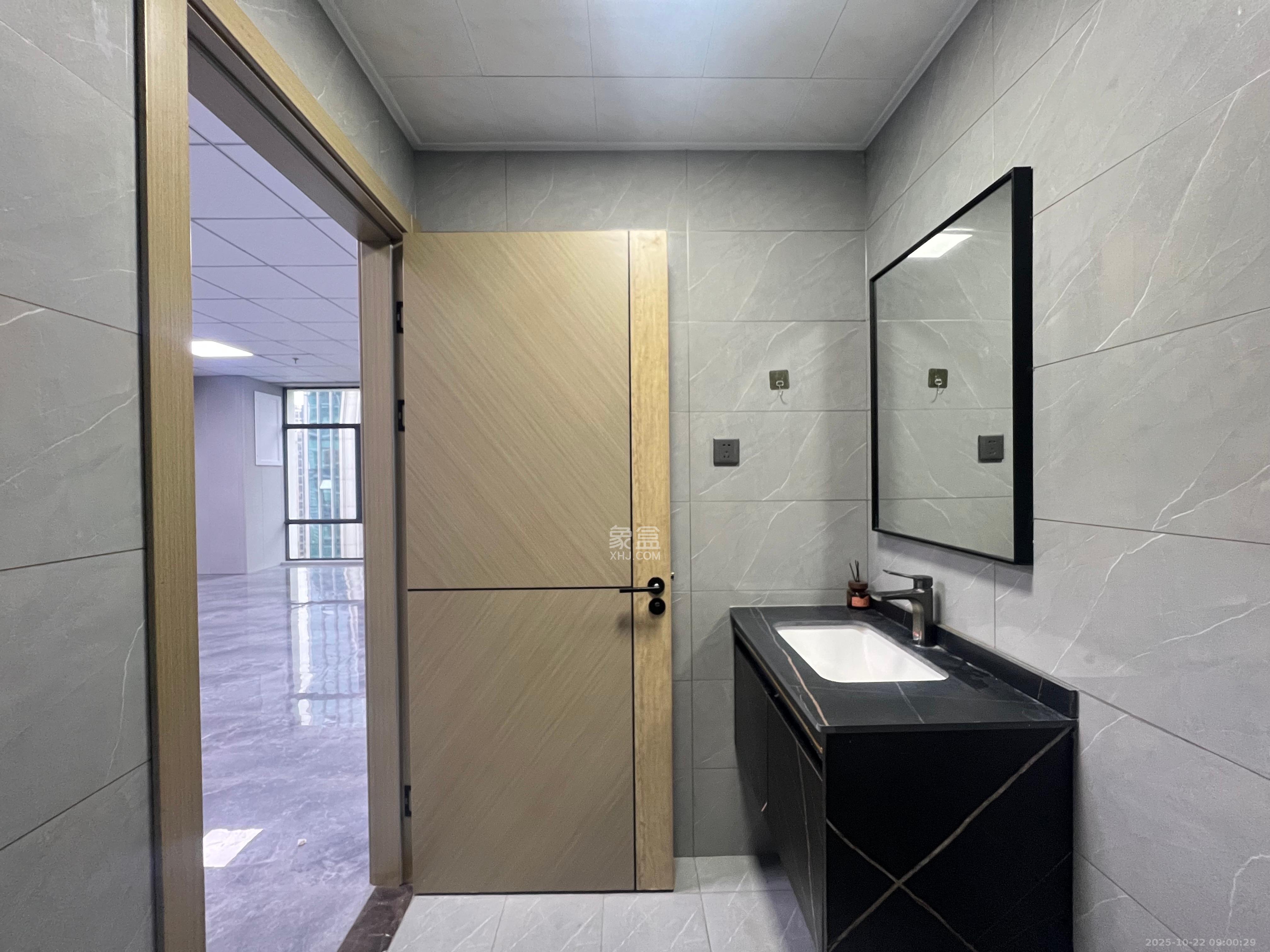 启迪协信中心  1室0厅0卫    5000.0元/月 启迪协信中心  1室0厅0卫    5000.0元/月室内图